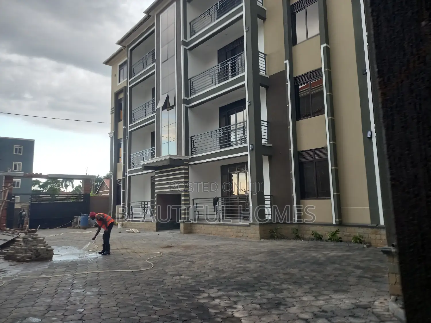 Furnished 2bdrm Block of Flats in Bukoto, Central Division for sale in Central Division