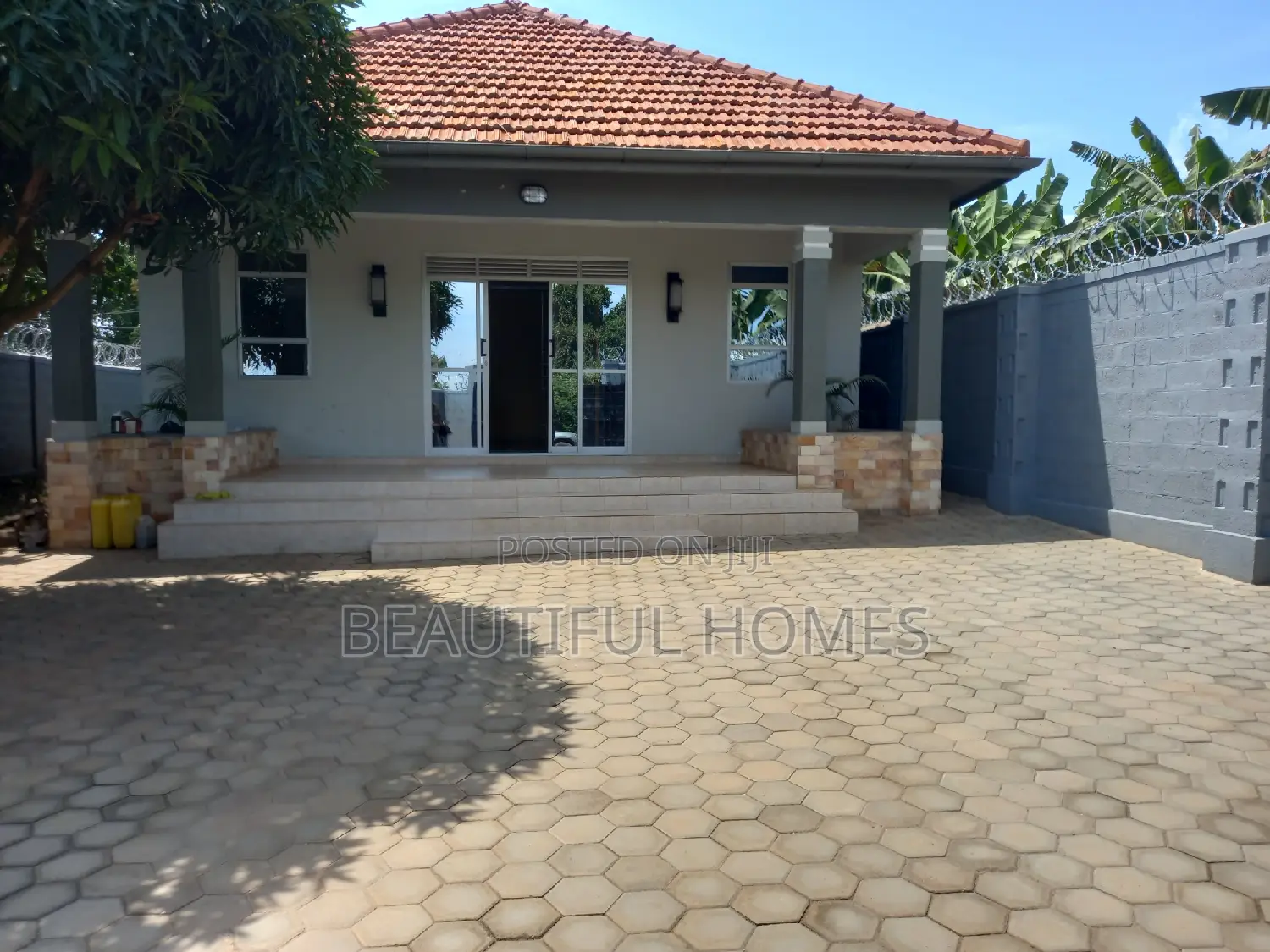 Furnished 4bdrm Bungalow in Kira for sale in Kira