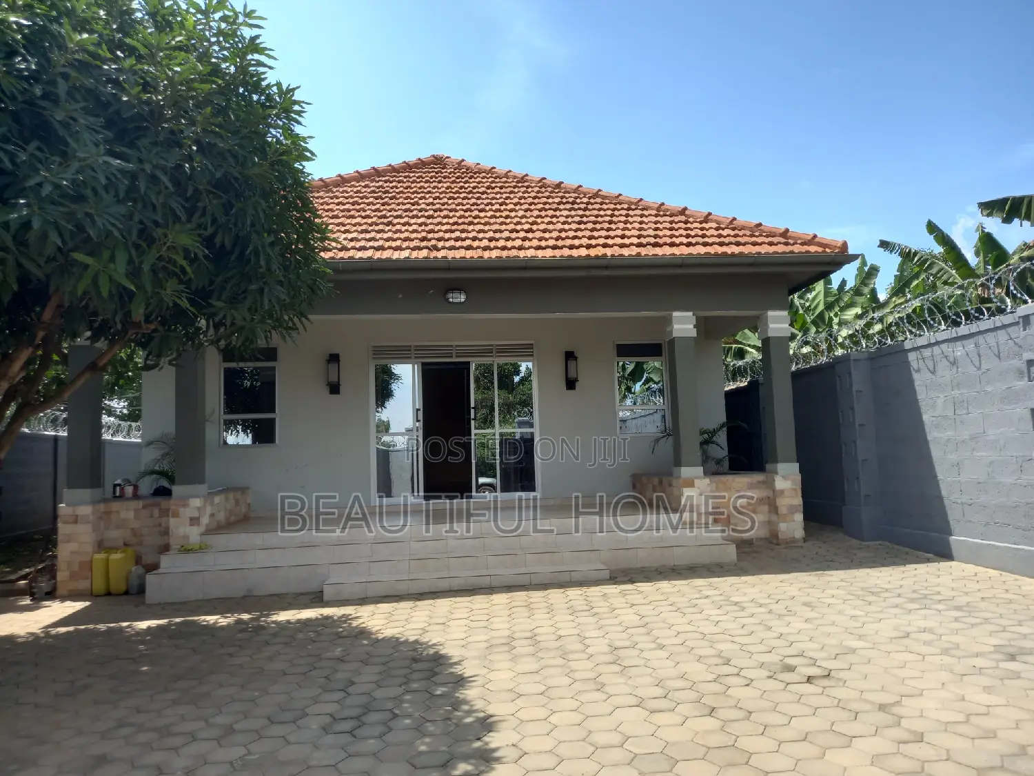Furnished 4bdrm Bungalow in Kira for sale in Kira