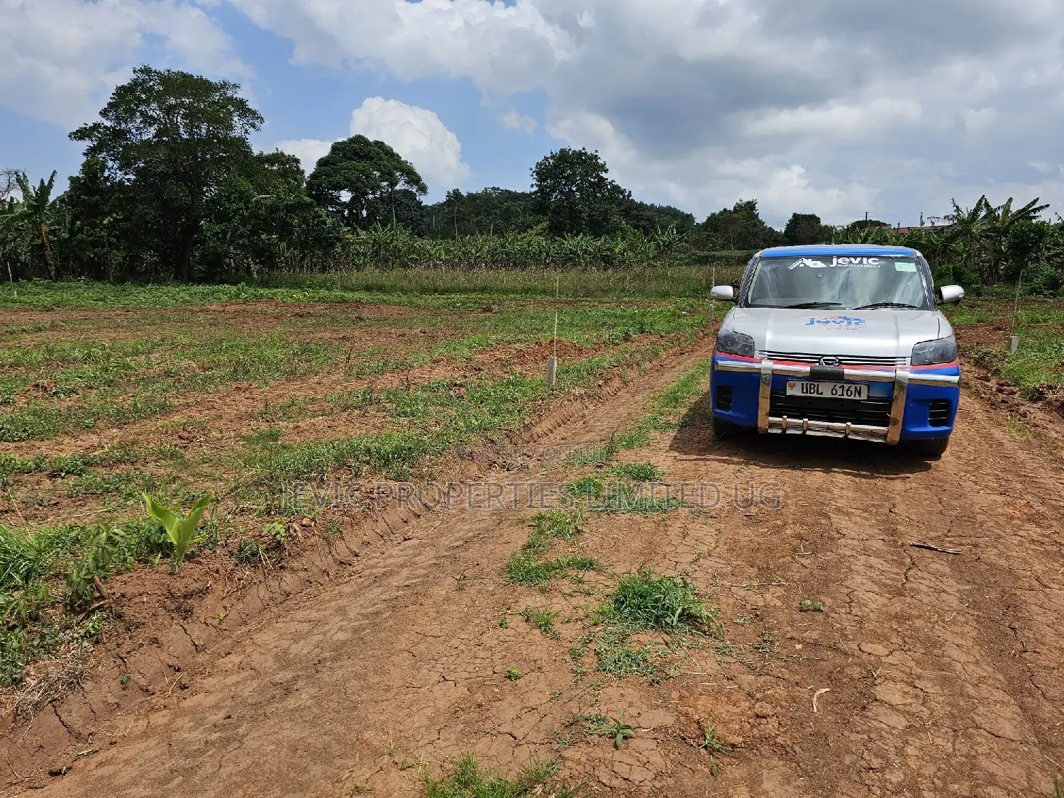 Looking for Land -Wakiso Namusera Titled Plots Are Fiting Yoir Dream in Wakiso / Wakiso