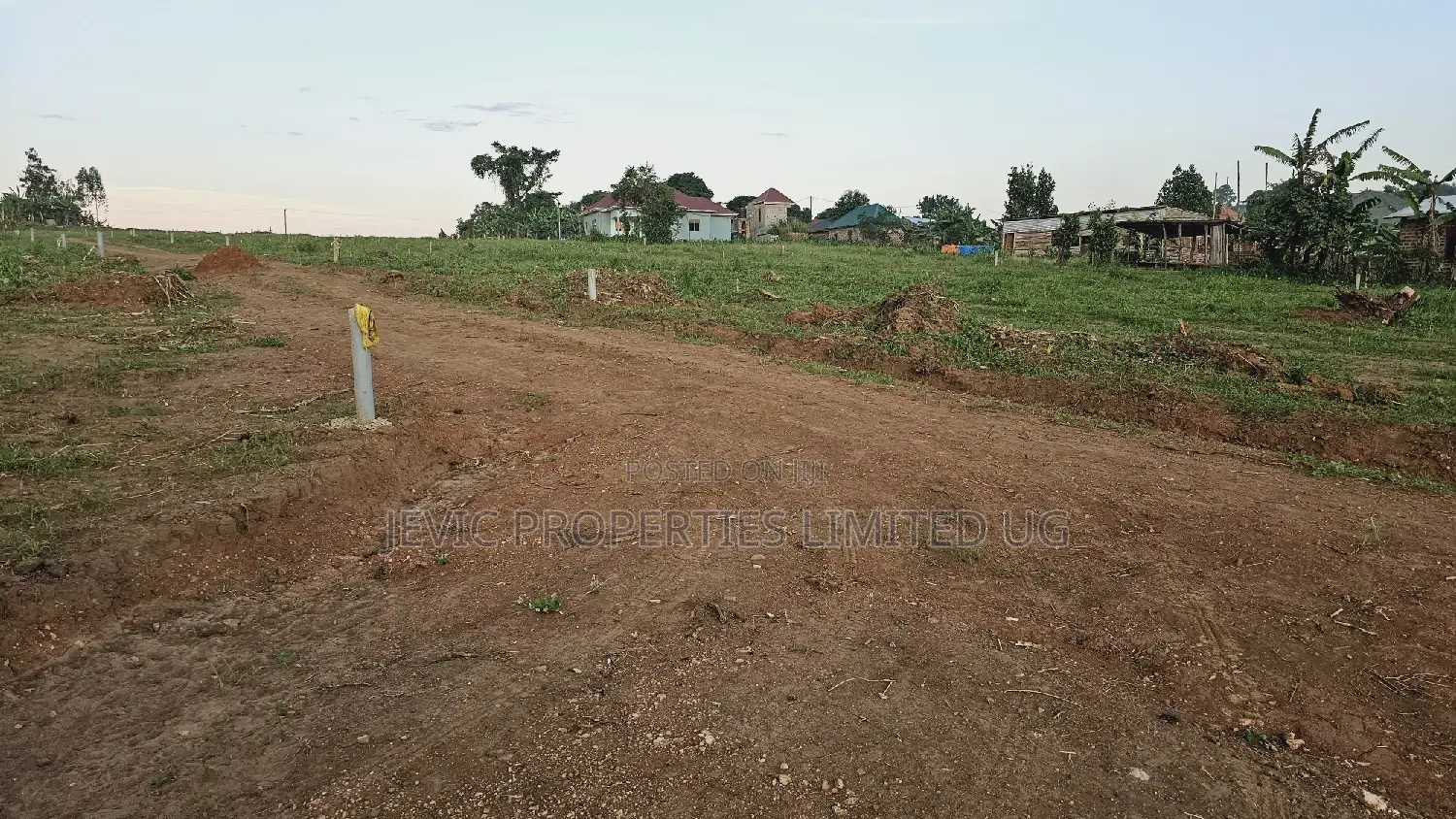 Prime Plots for Sale at Wakiso Namusera Mabombwe Town in Wakiso / Wakiso