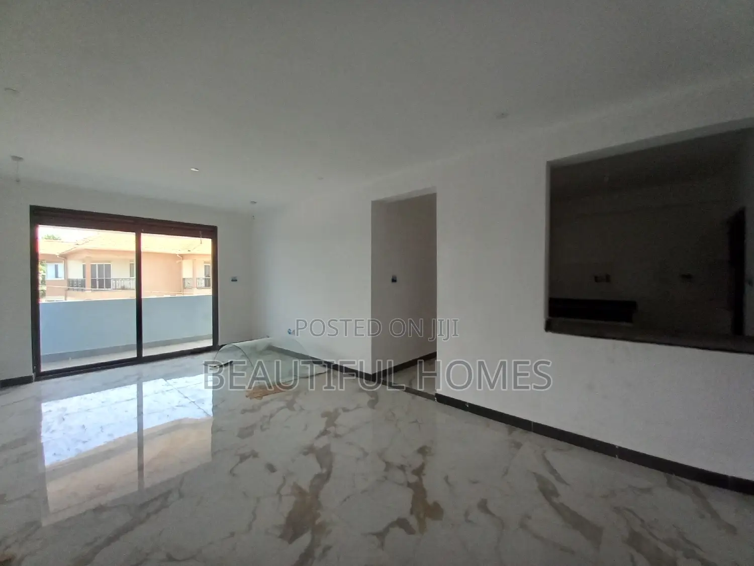 Furnished 3bdrm Condo in Munyonyo, Makindye for sale in Makindye