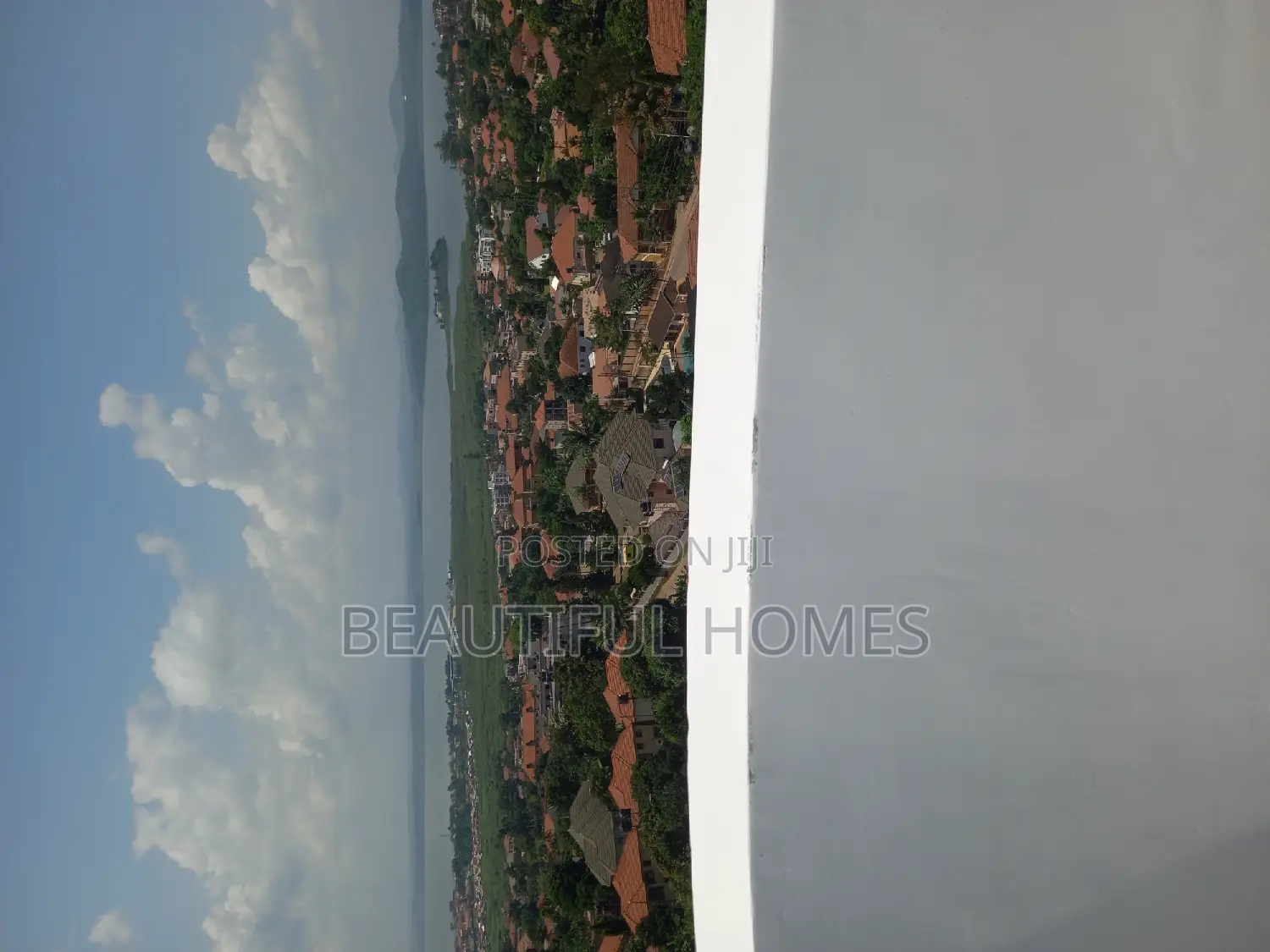 Furnished 2bdrm Condo in Munyonyo, Makindye for sale in Makindye