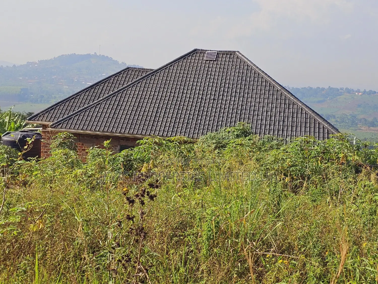 Quick Sale , Land at Kakiri Kikugi 2km Off Tarmac Police in Kakiri