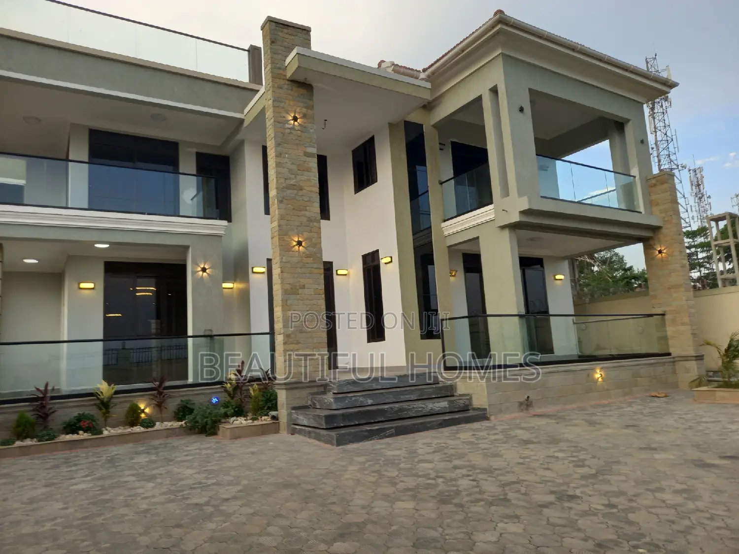 Furnished 7bdrm Duplex in Kyanja, Central Division for sale in Central Division