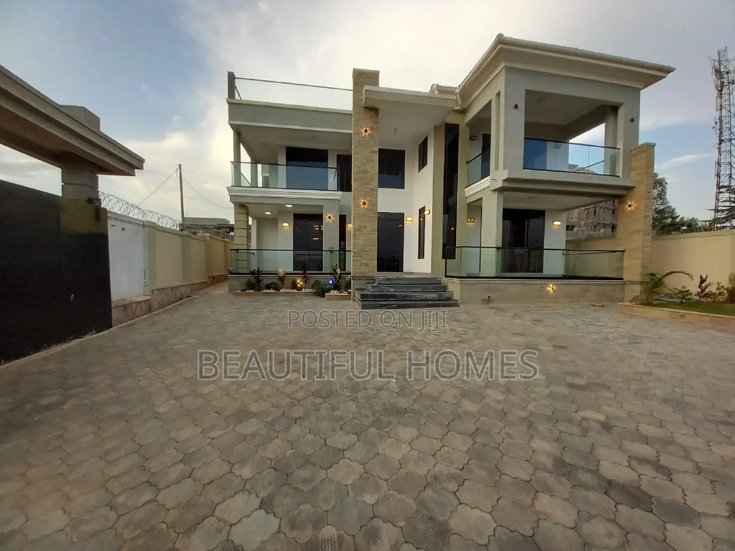 Furnished 7bdrm Duplex in Kyanja, Central Division for sale in Central Division