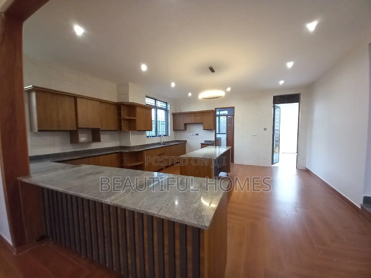 Furnished 7bdrm House in Kyanja, Nakawa for sale in Nakawa