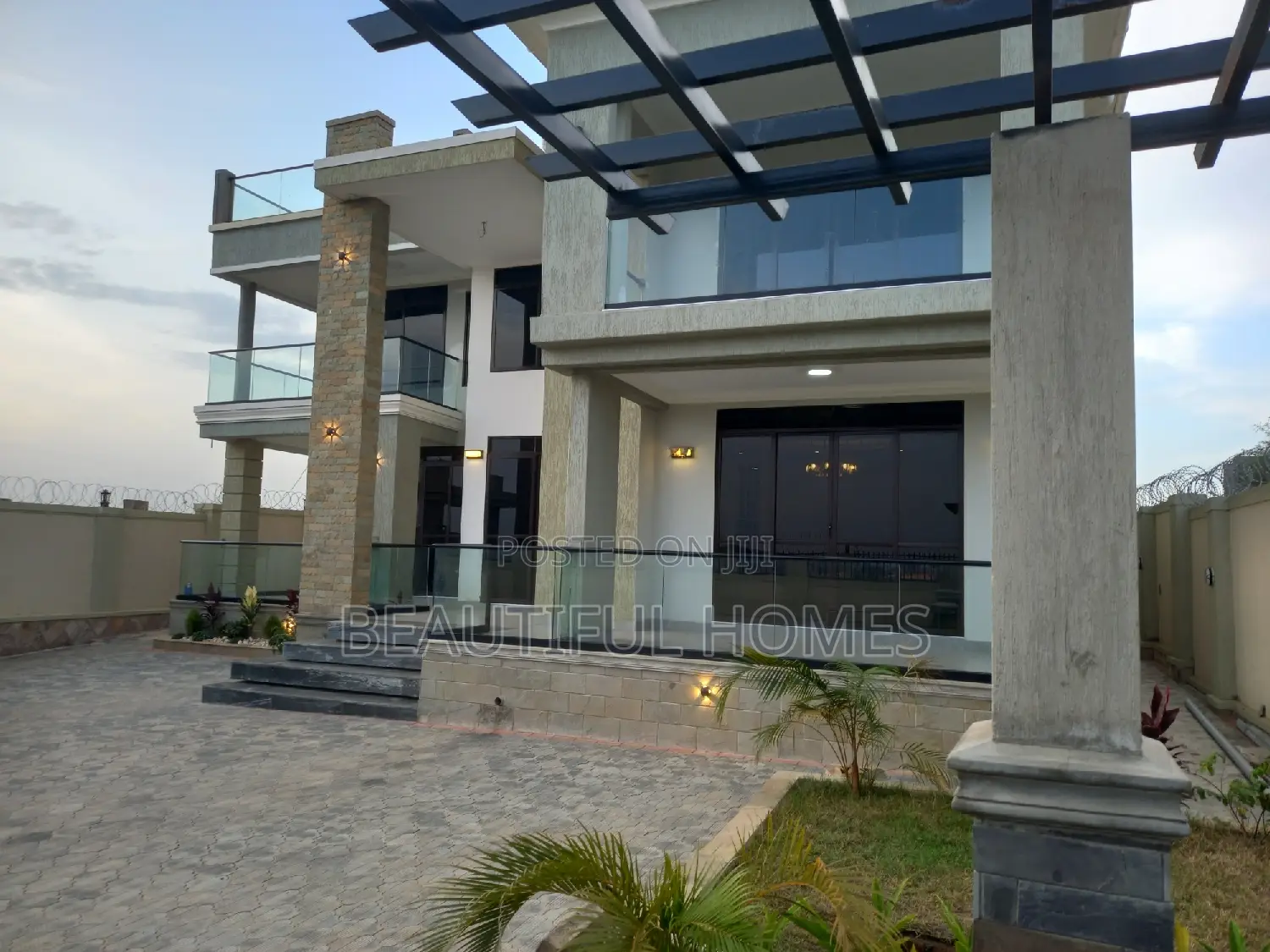 Furnished 7bdrm Mansion in Kyanja, Nakawa for sale in Nakawa