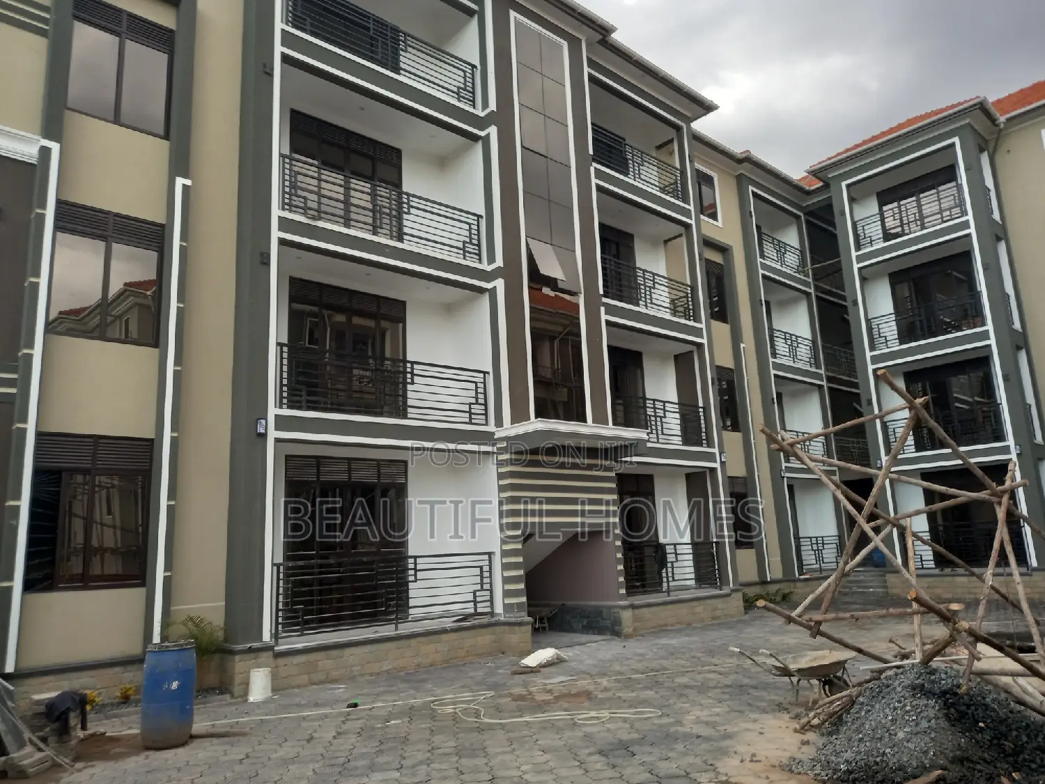 Furnished 2bdrm Condo in Bukoto, Central Division for sale in Central Division