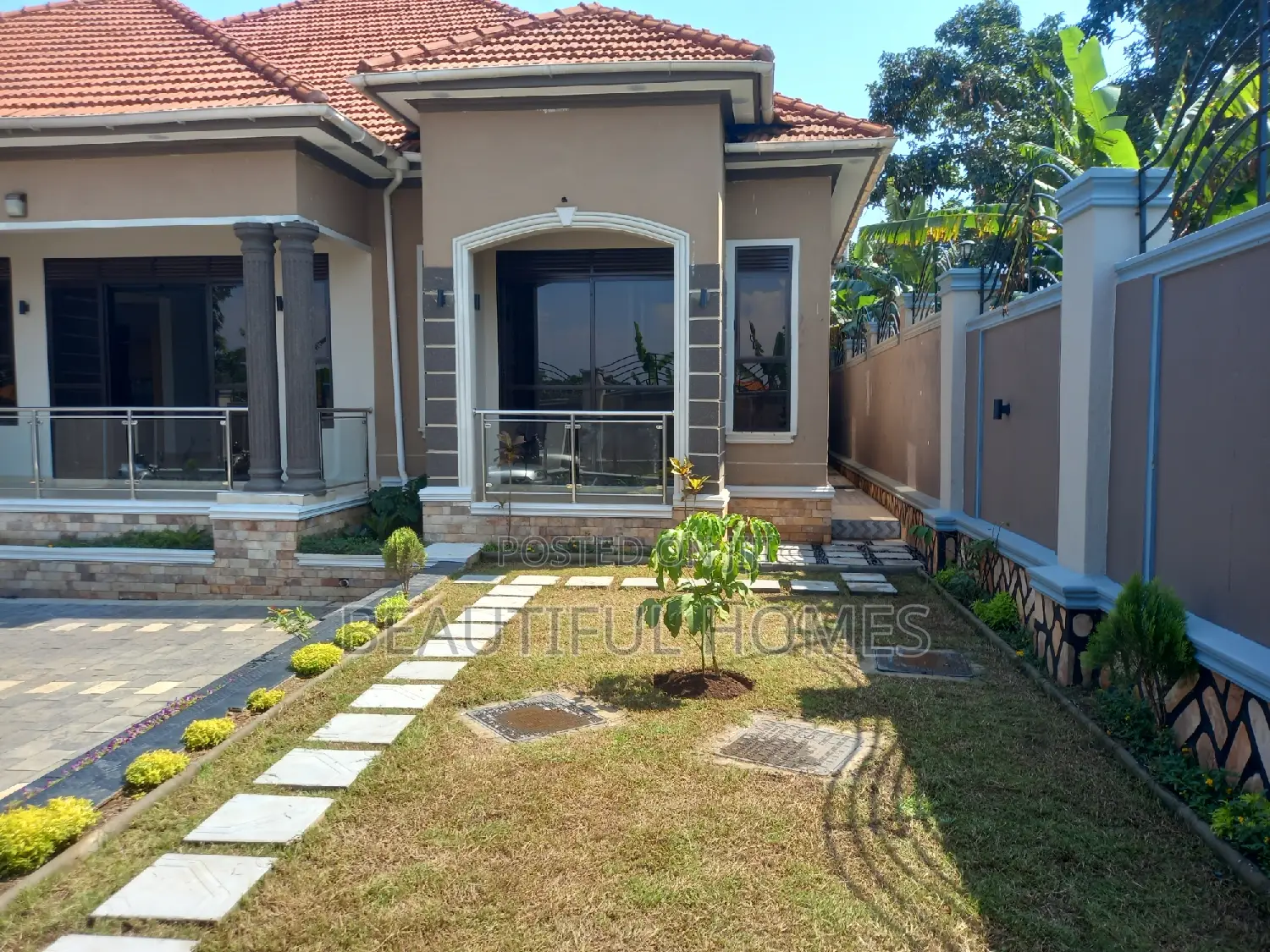 Furnished 5bdrm Bungalow in Kira for sale in Kira