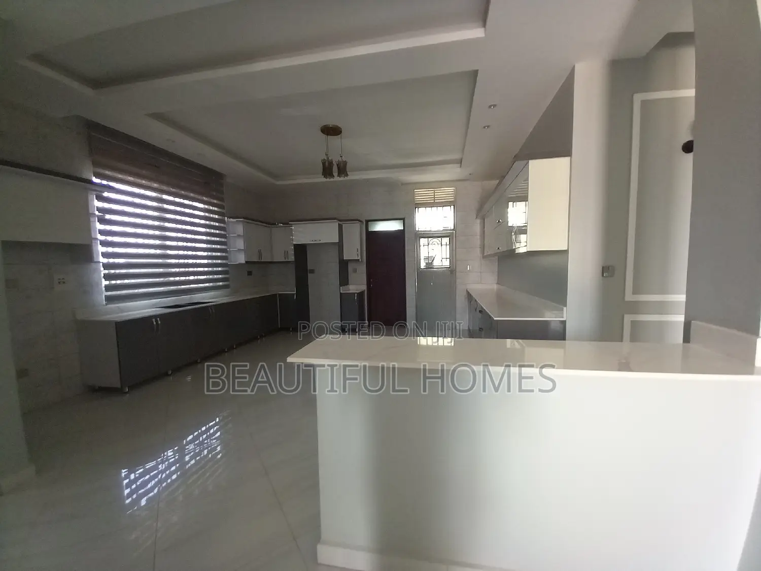 Furnished 6bdrm Mansion in Kira, Central Division for sale in Central Division