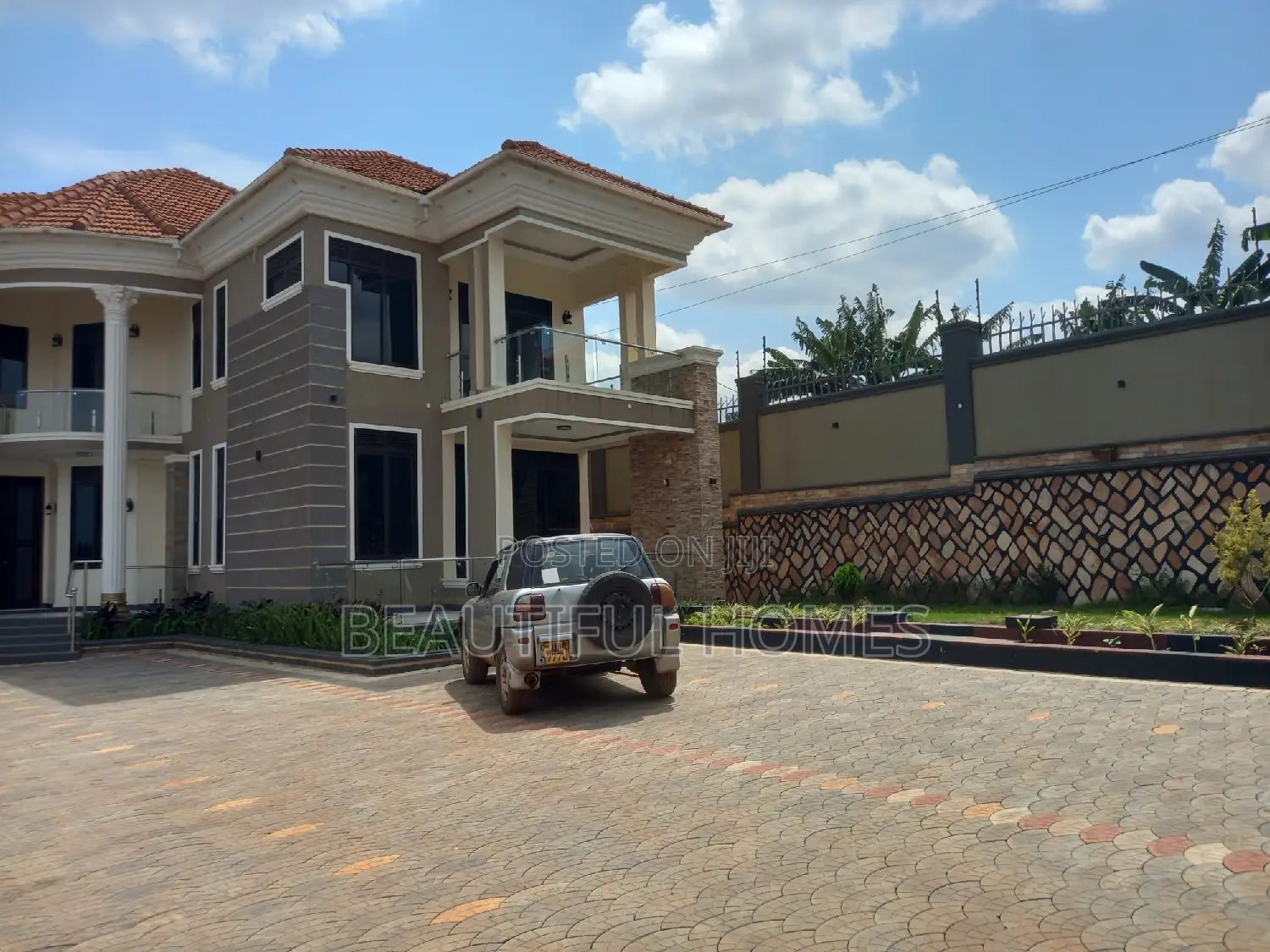 Furnished 6bdrm Mansion in Kira Luxurious for sale in Kira