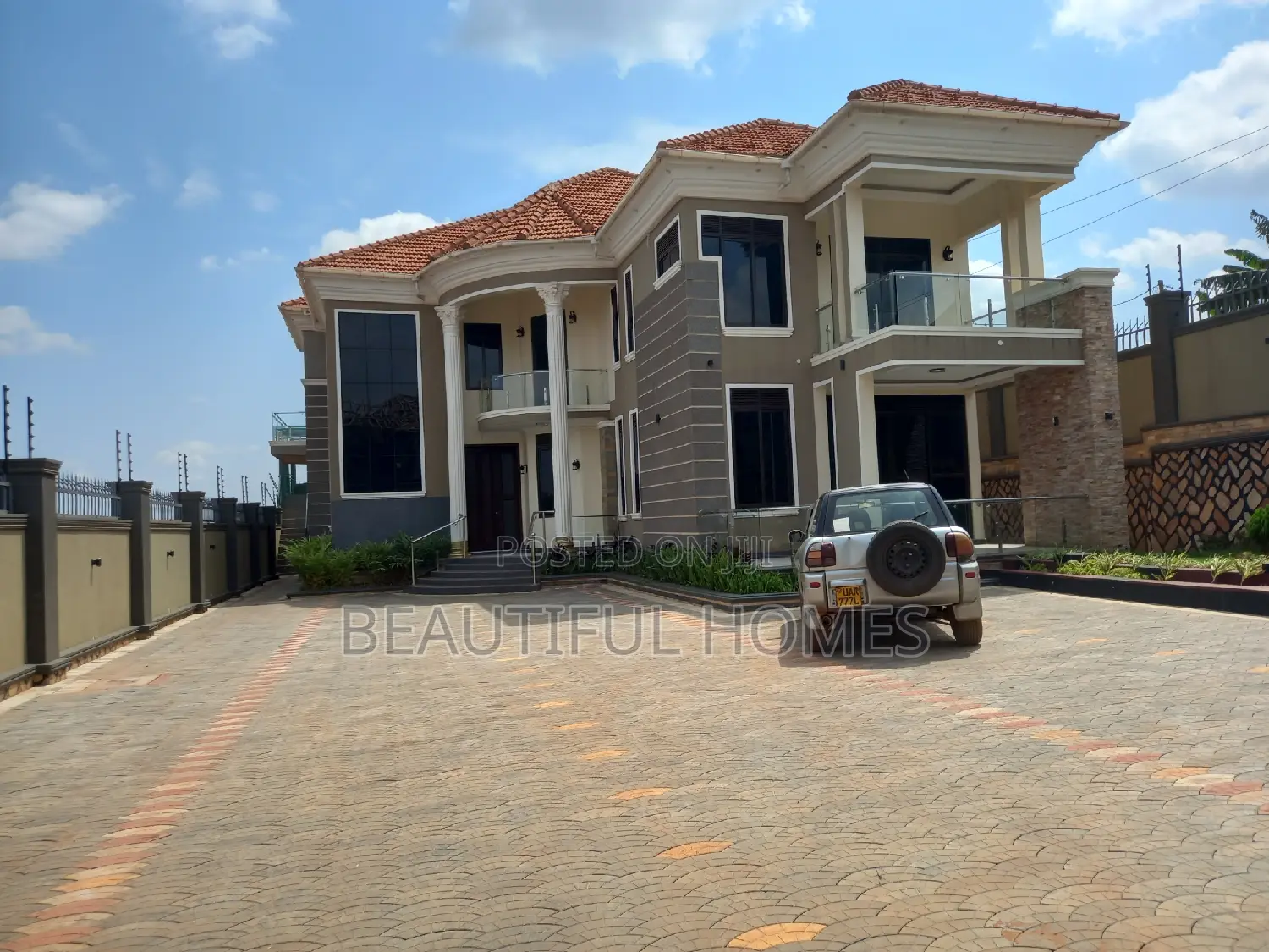 Furnished 6bdrm Mansion in Kira Corporate for sale in Kira