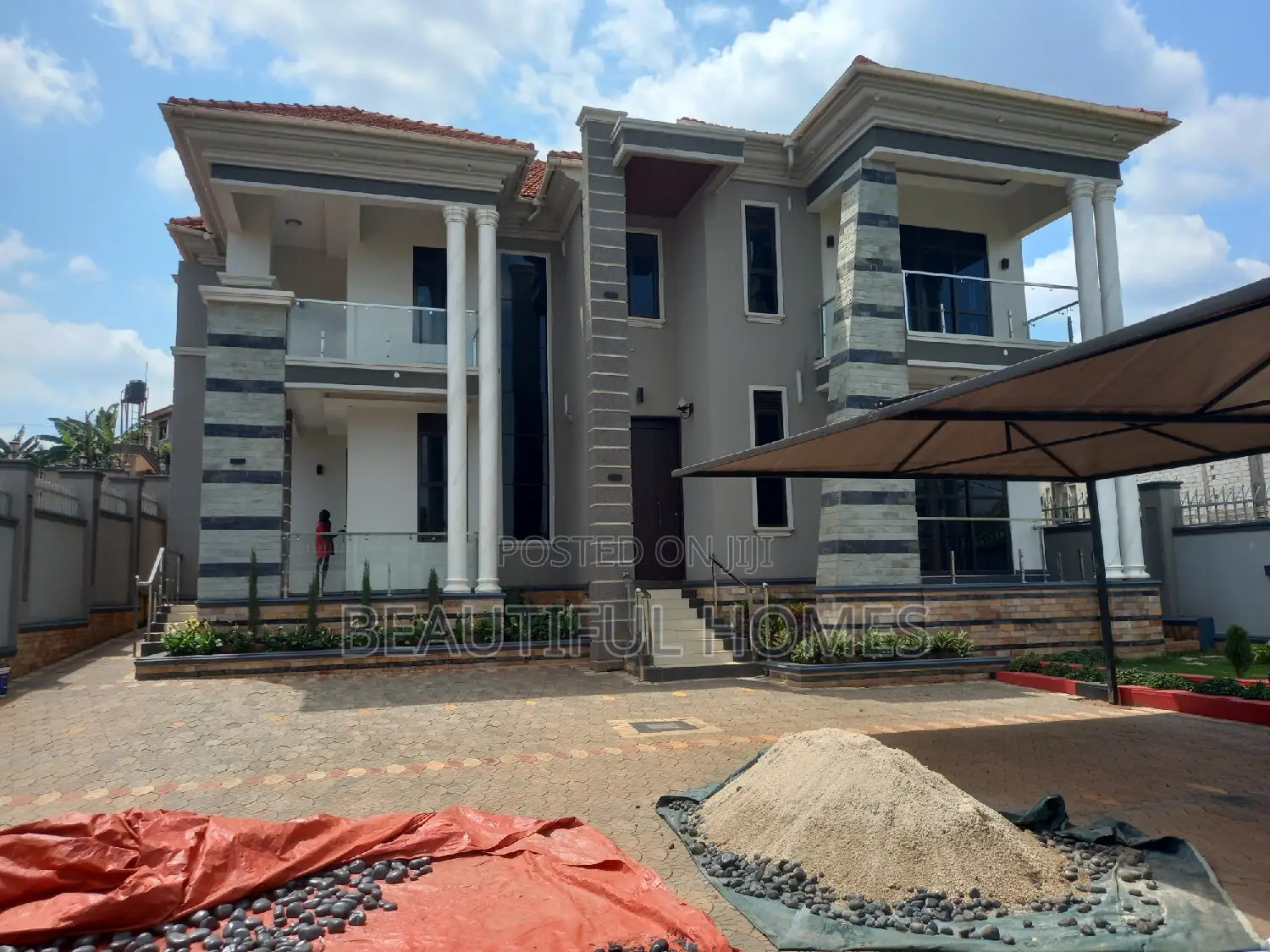Furnished 6bdrm House in Kira for sale in Kira