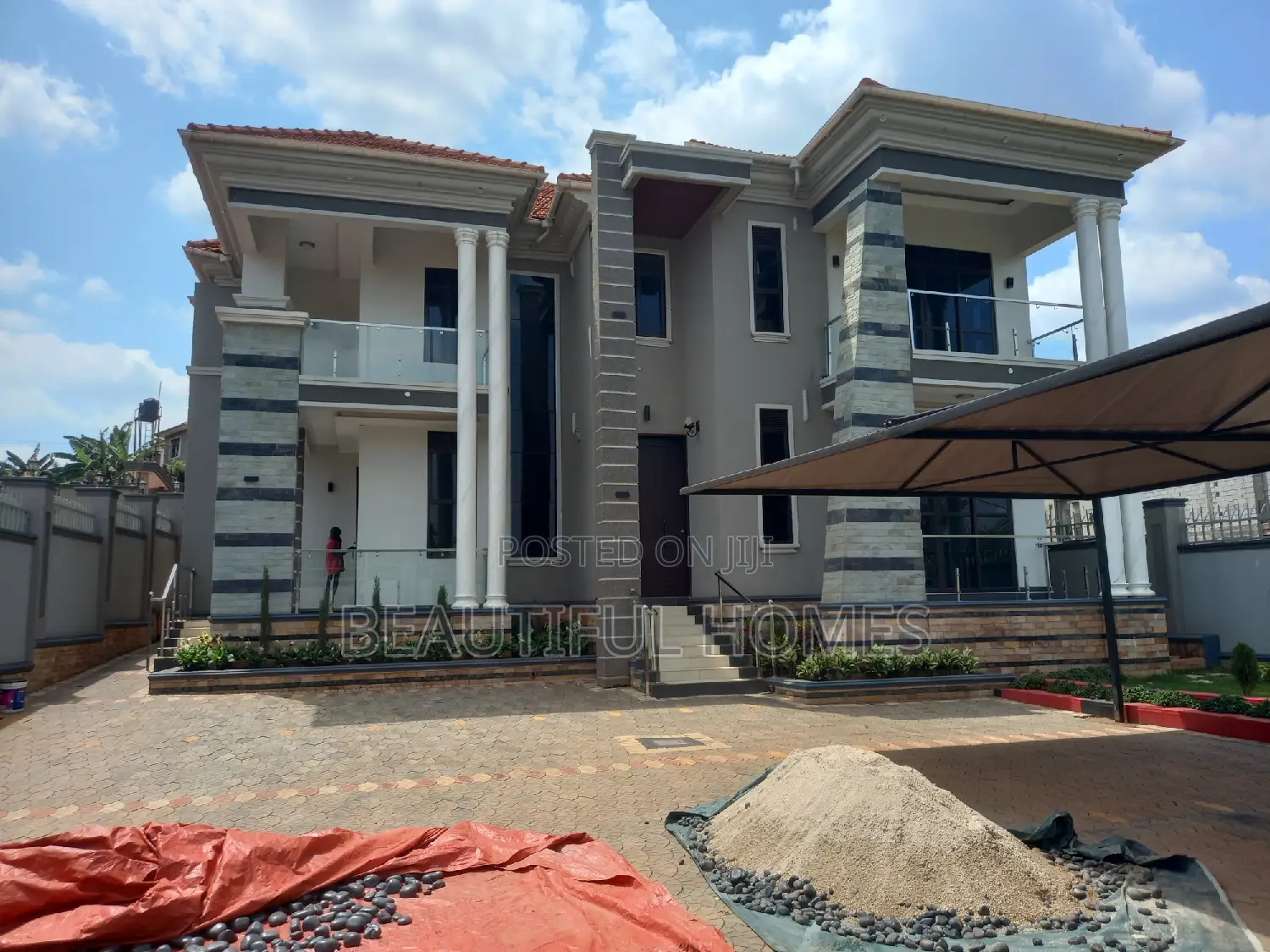 Furnished 6bdrm House in Kira for sale in Kira