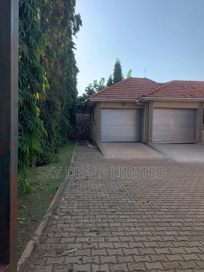 4bdrm Bungalow in Kisaasi, Nakawa for rent in Nakawa