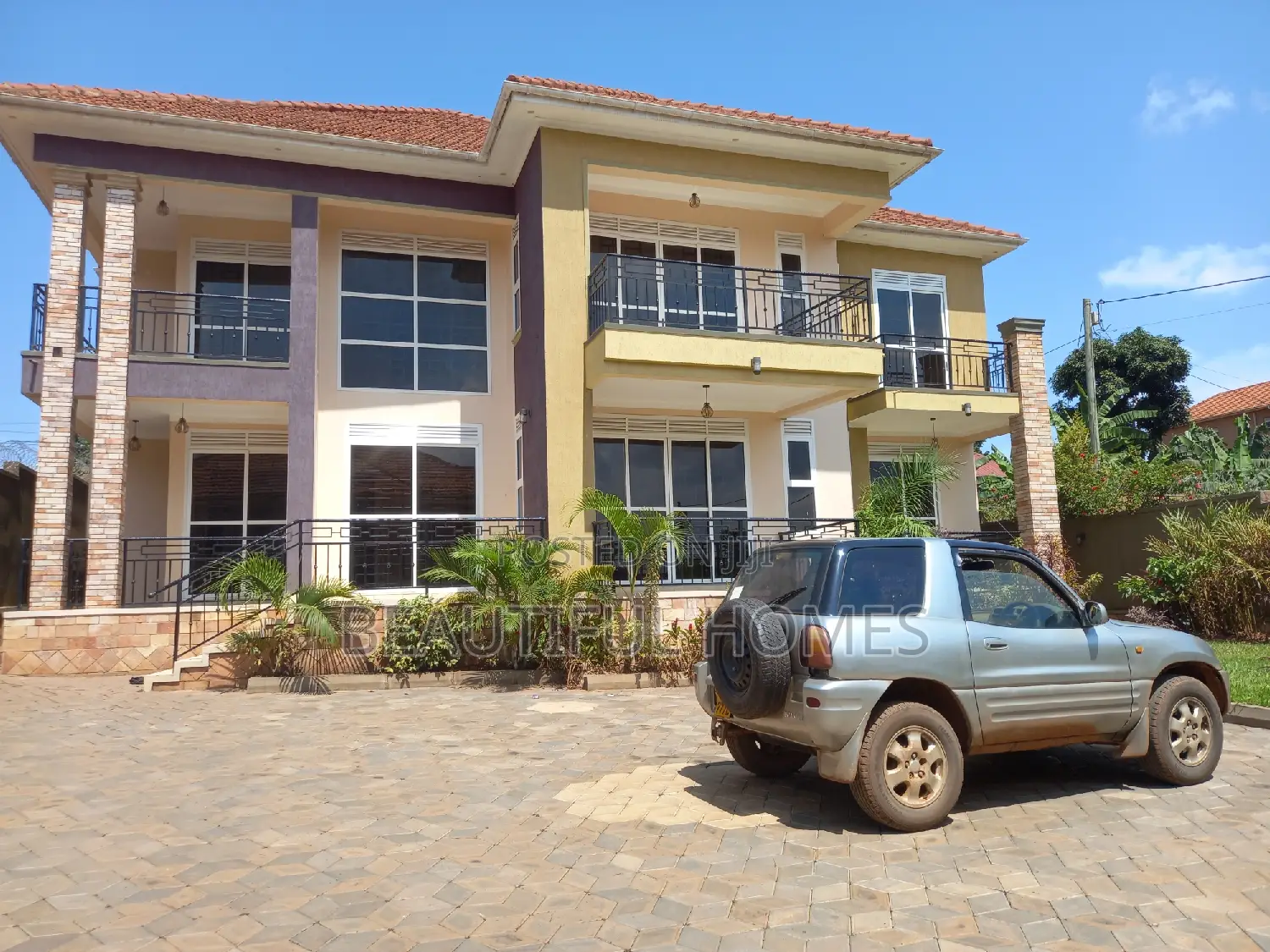 Furnished 7bdrm Duplex in Kira for sale in Kira