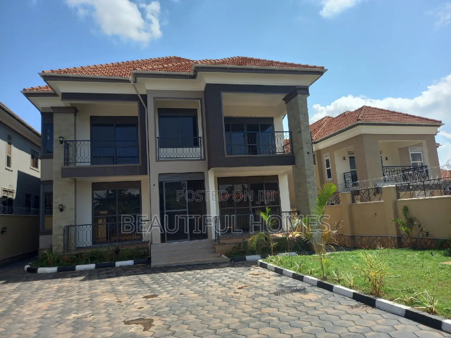 Furnished 7bdrm Mansion in Najjera Tarmacked, Central Division in Central Division