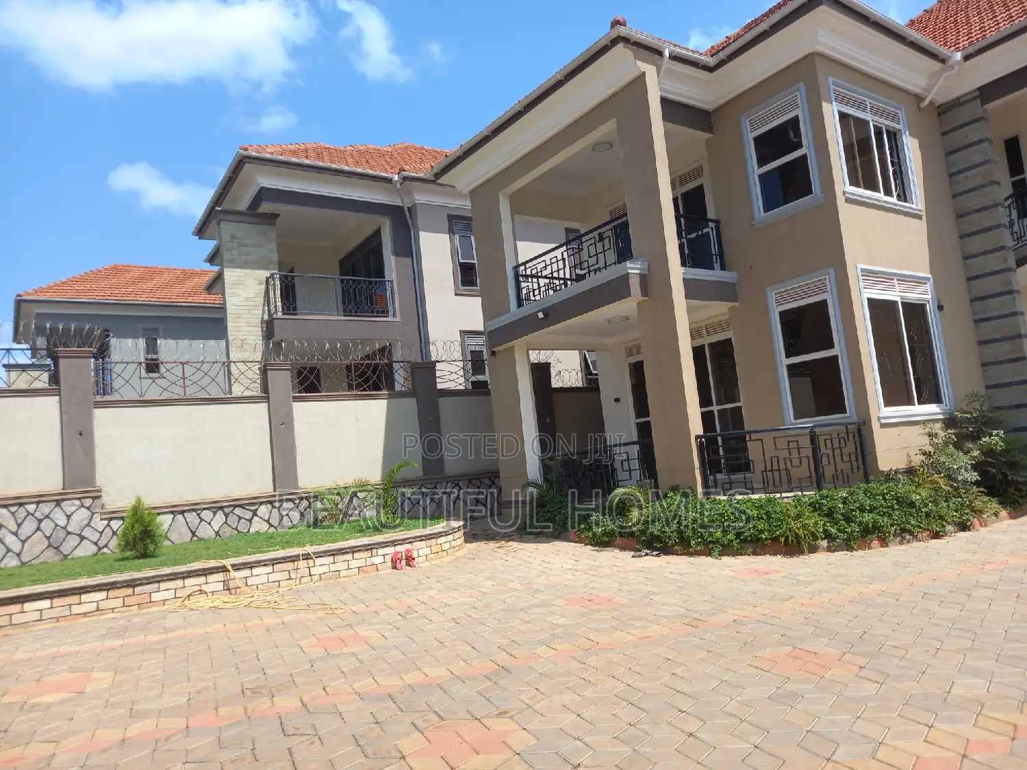Furnished 7bdrm Duplex in Najjera, Central Division for sale in Central Division
