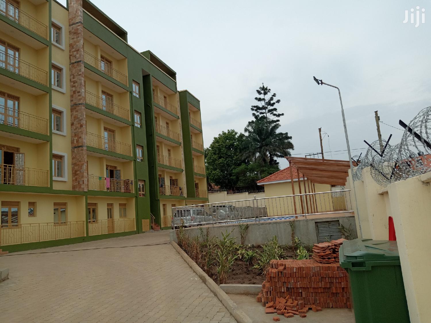 Bukoto Dazzling Condominiums Having Swimming Pool for Quick Sell in Kampala