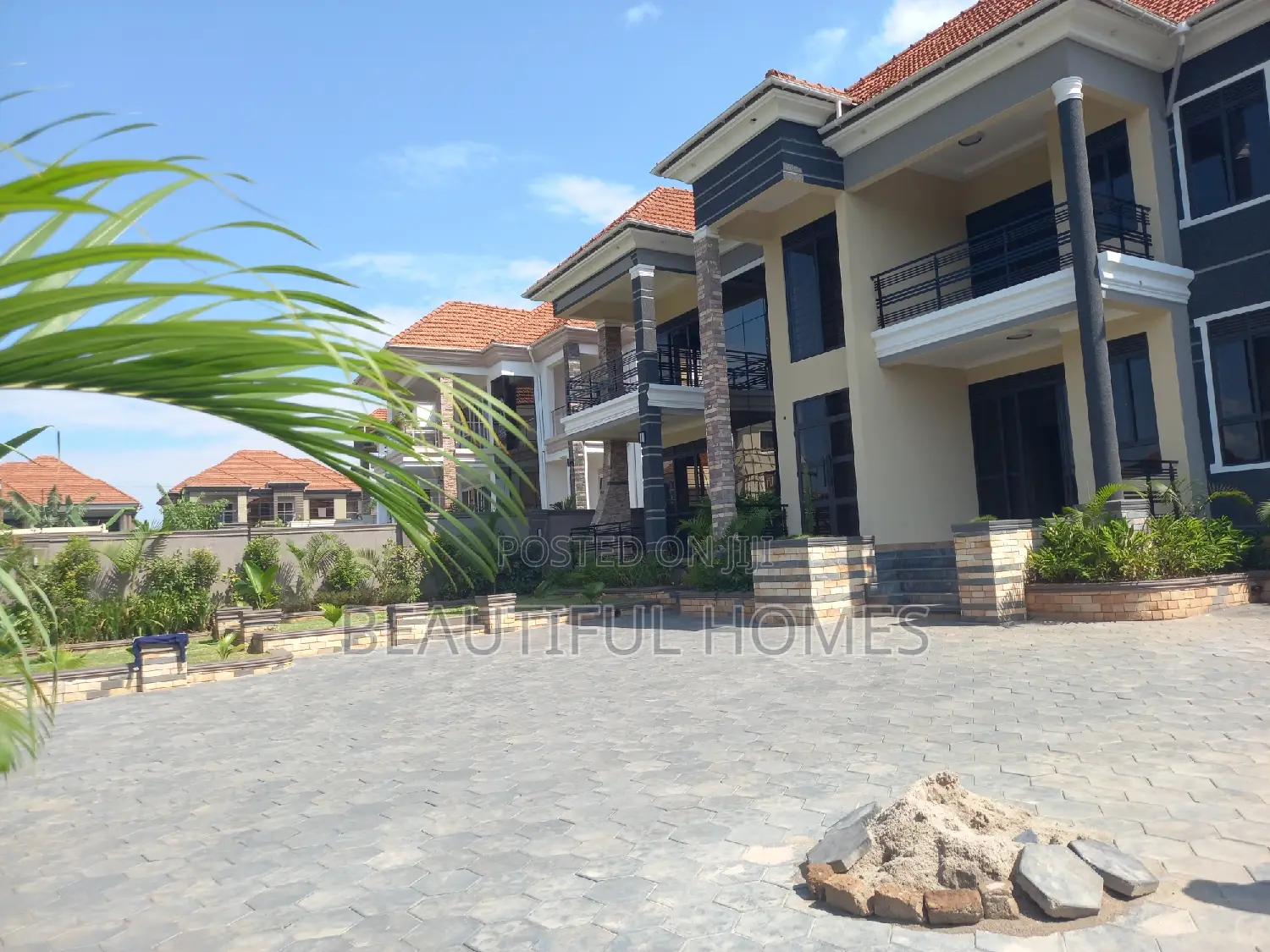 Furnished 7bdrm Mansion in Kisaasi Corporate, Nakawa for sale in Nakawa