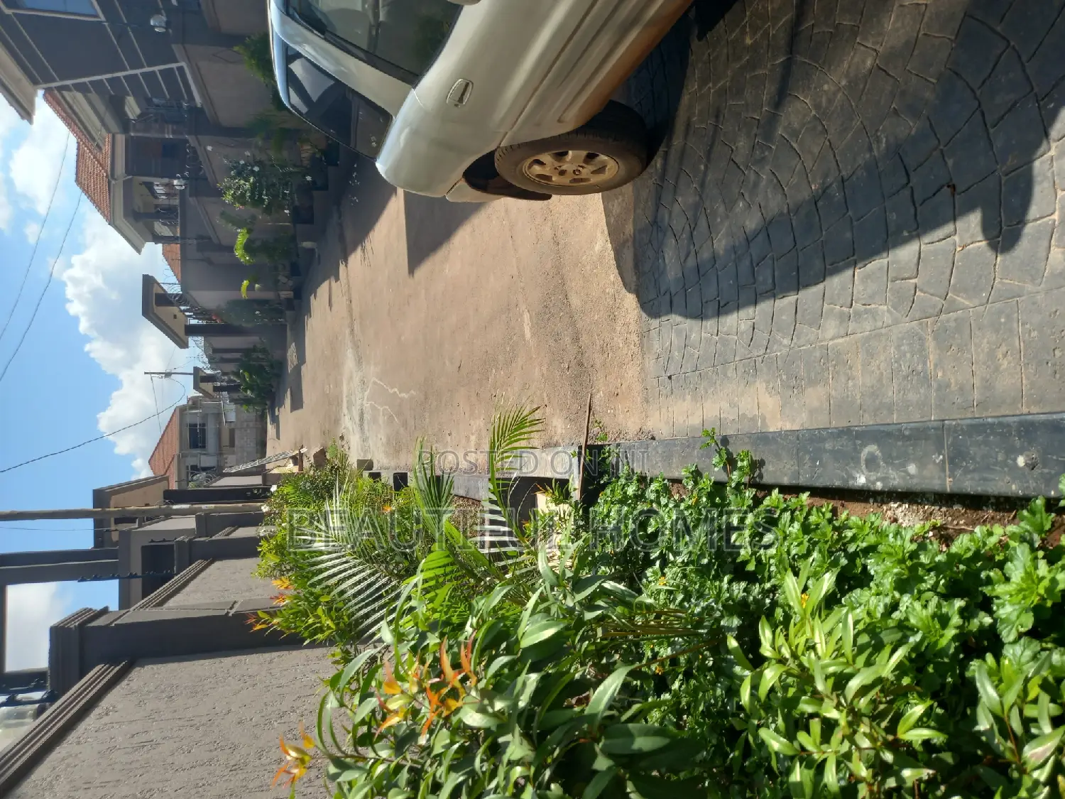 Furnished 7bdrm Mansion in Kisaasi Corporate, Nakawa for sale in Nakawa