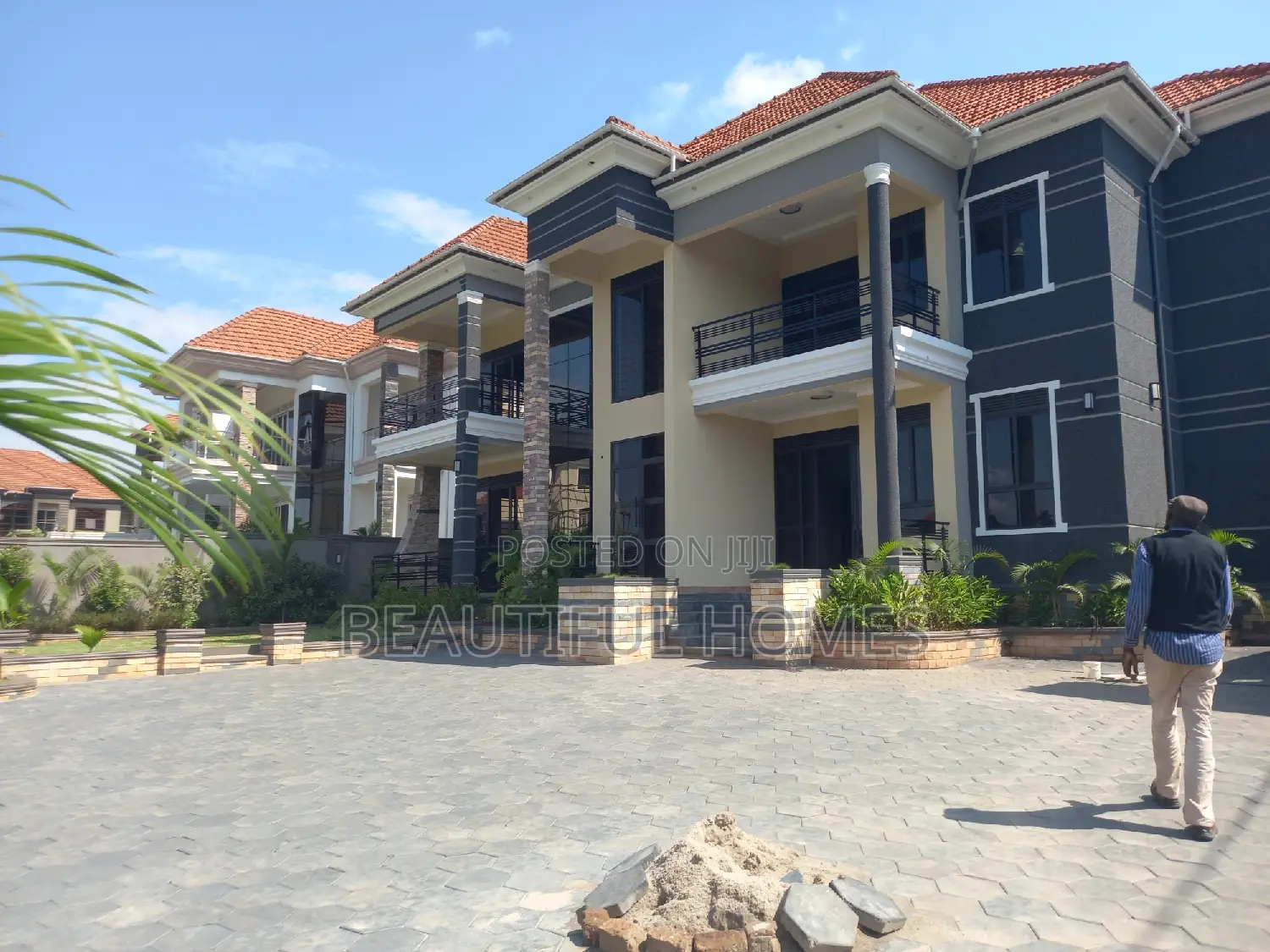 Furnished 7bdrm Mansion in Kisaasi, Nakawa for sale in Nakawa