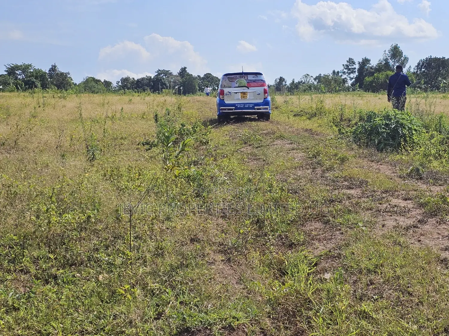 Affordable Plots Along the Main Road in Namayumba. in Wakiso / Wakiso