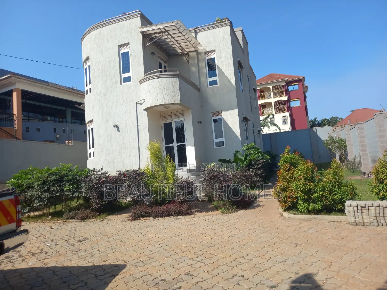 Furnished 4bdrm Maisonette in Kira Posh for sale in Kira