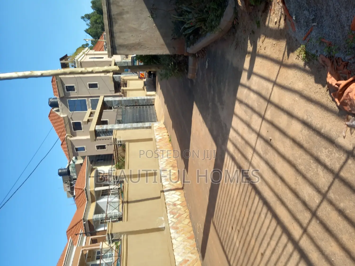 Furnished 5bdrm Duplex in Kyanja First Class, Nakawa for sale in Nakawa