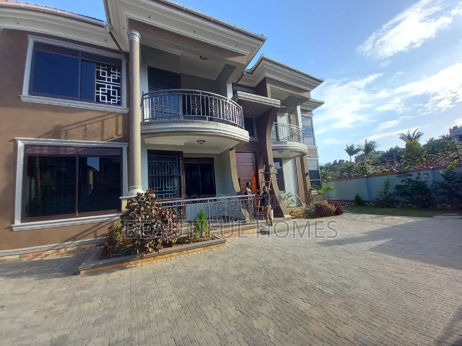 Furnished 6bdrm Mansion in Kyanja Posh Estate, Central Division in Central Division