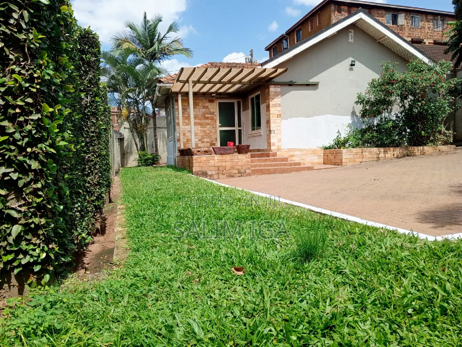 4bdrm Bungalow in Kololo Property, Central Division for rent in Central Division