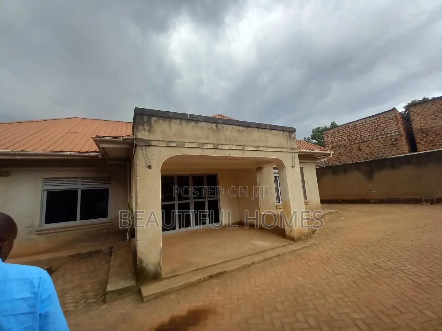 Furnished 4bdrm House in Mbalwa, Kira for sale in Kira