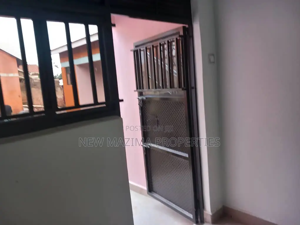 1bdrm House in Nsambya Town, Division A for rent in Division A