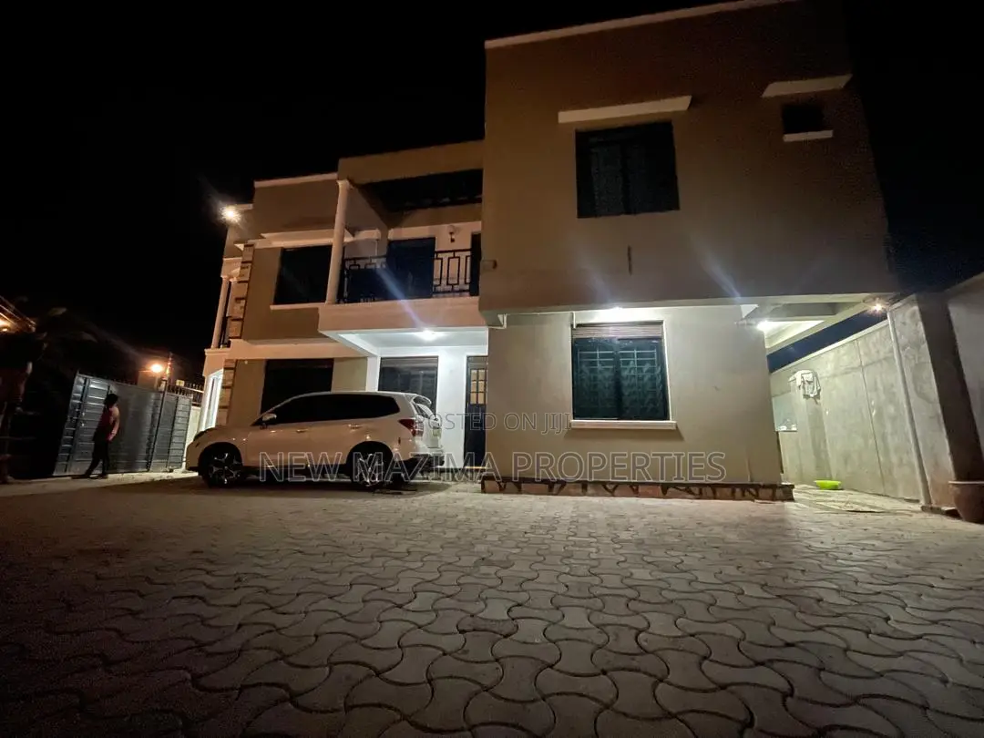 Mini Flat in Busabaala Heights, Division A for sale in Division A