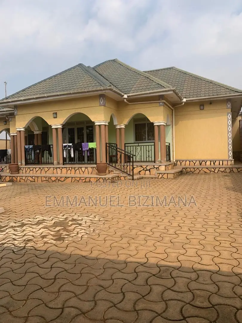 4bdrm Bungalow in Wemac Properties, Wakiso / Wakiso for sale in Wakiso / Wakiso