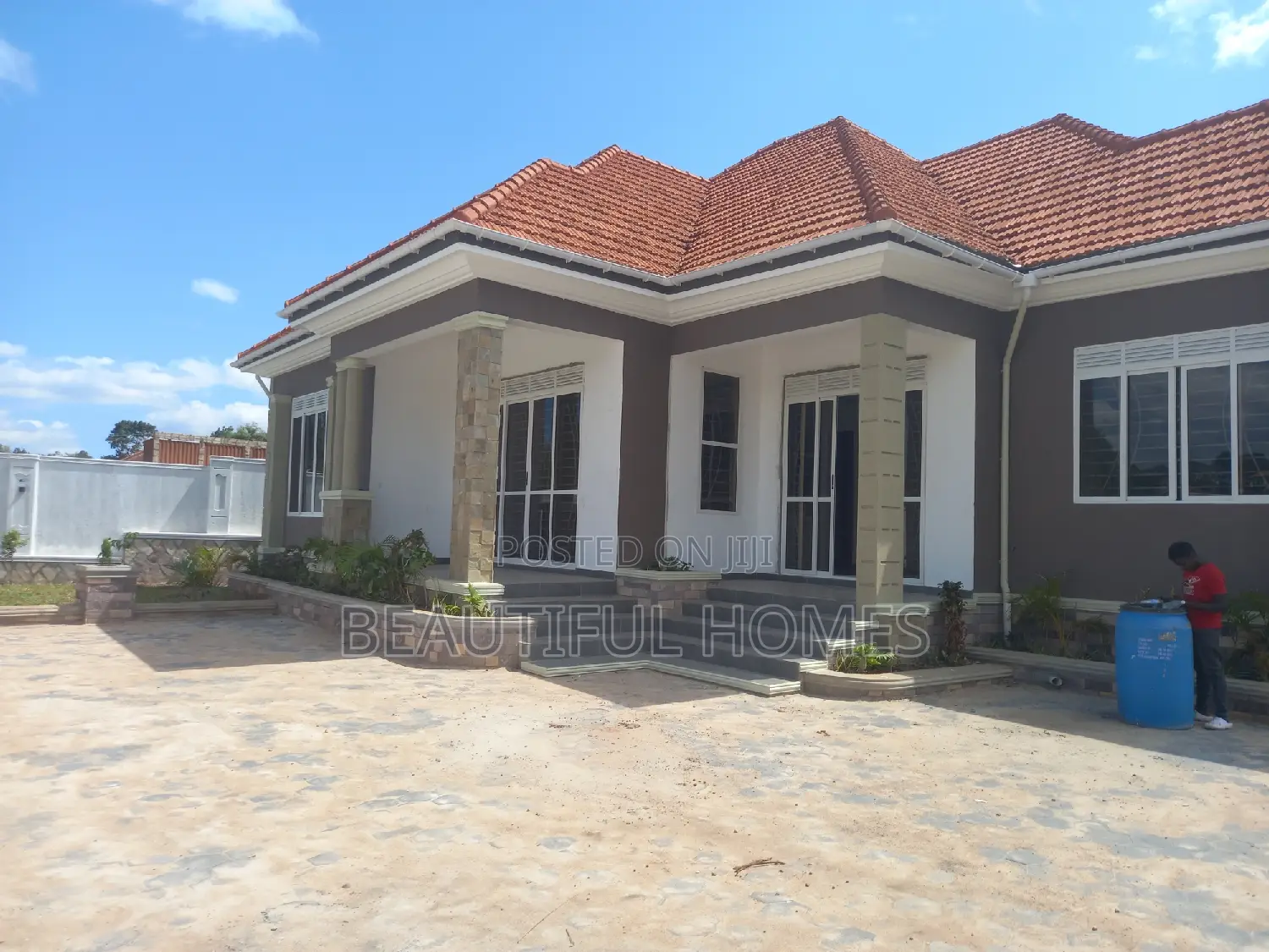 Furnished 4bdrm House in Kira for sale in Kira