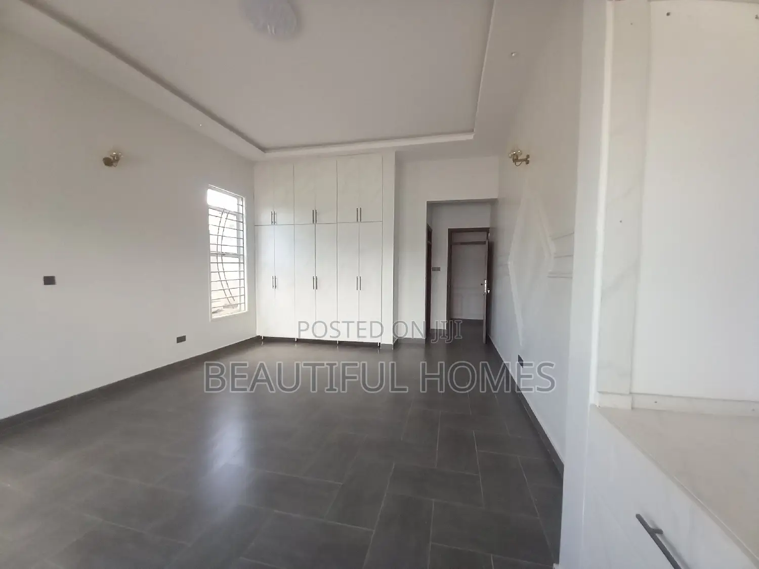 Furnished 4bdrm House in Kira Rich for sale in Kira