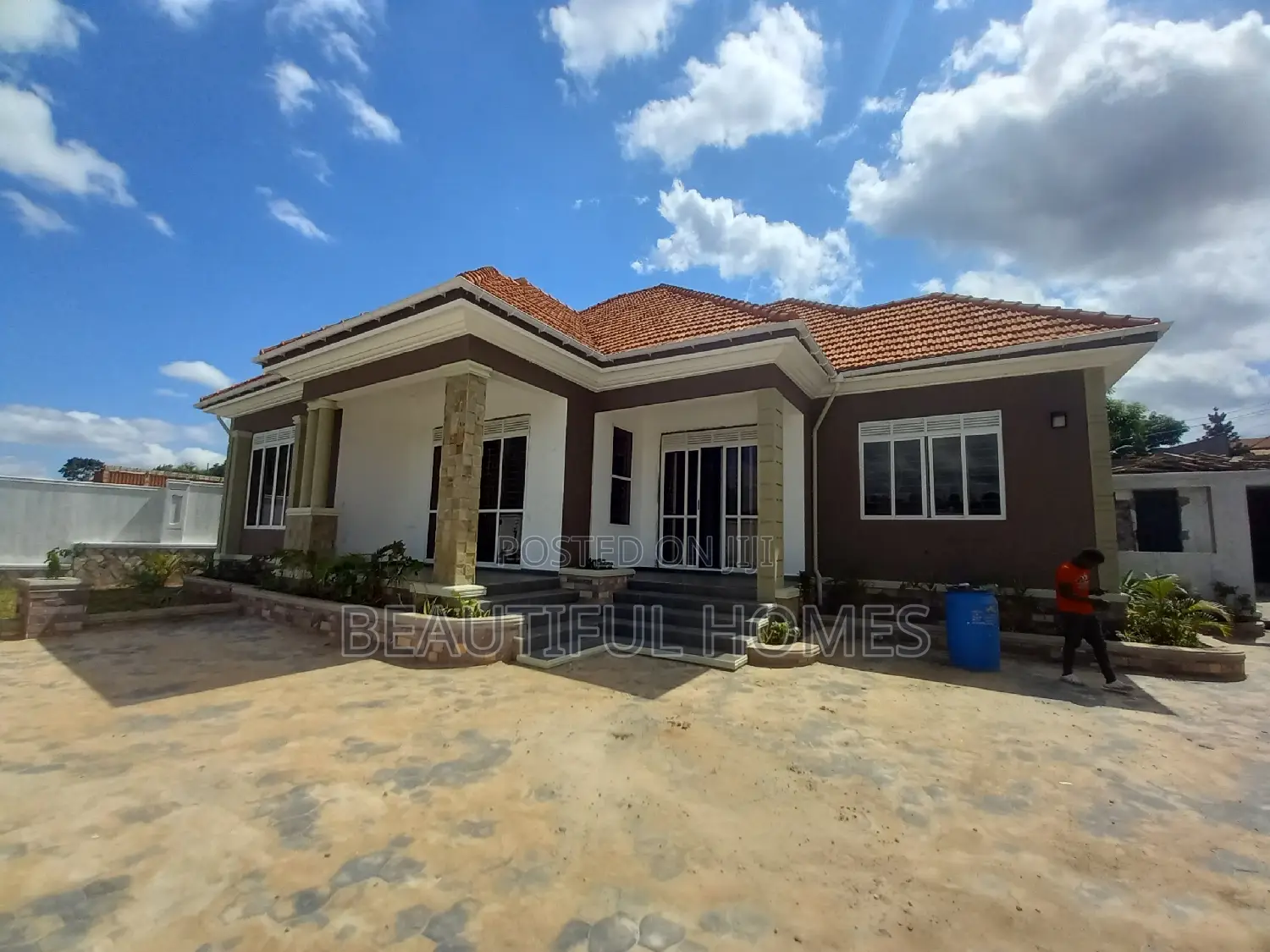 Furnished 4bdrm House in Kira for sale in Kira
