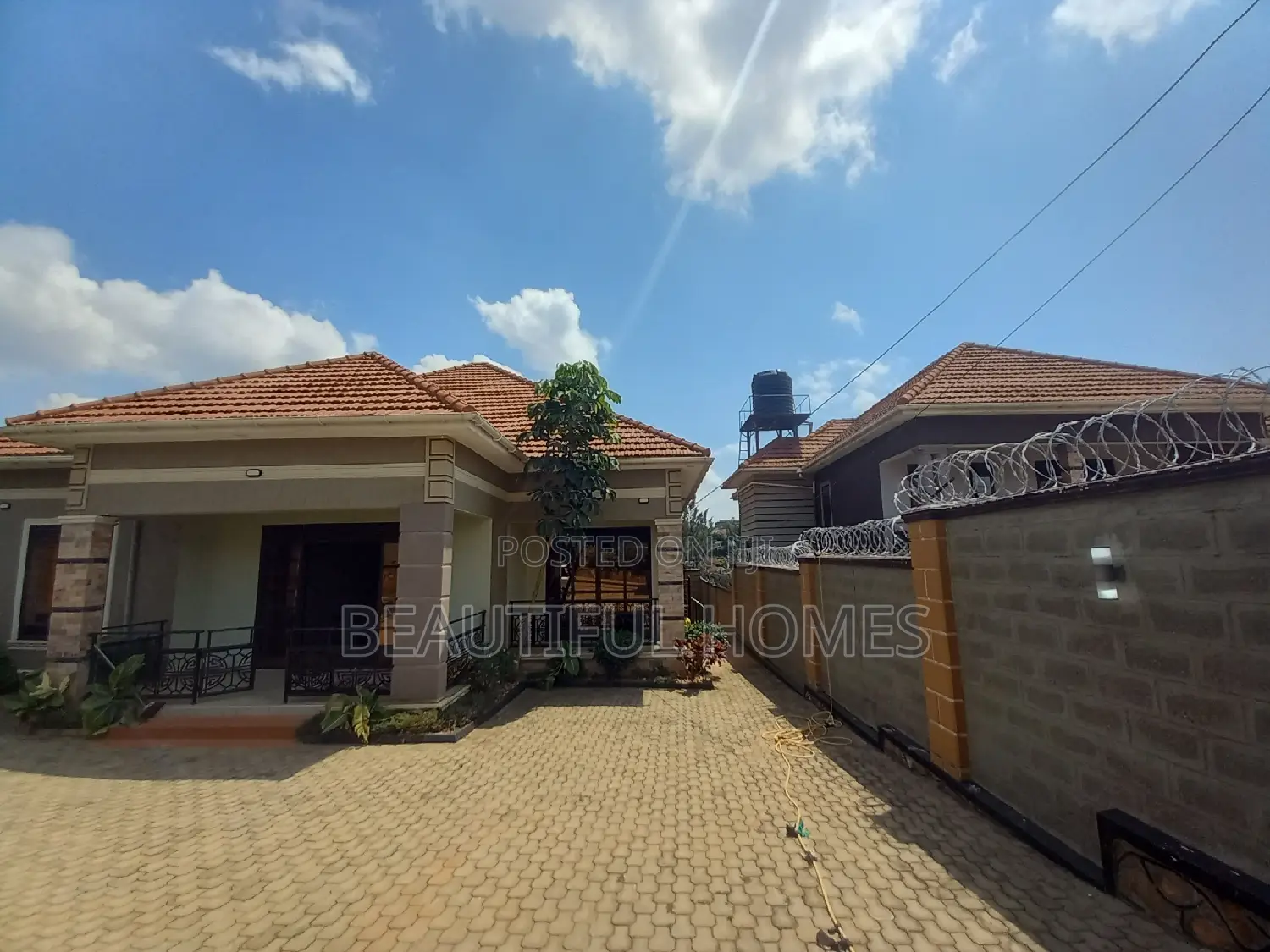 Furnished 5bdrm House in Kira for sale in Kira