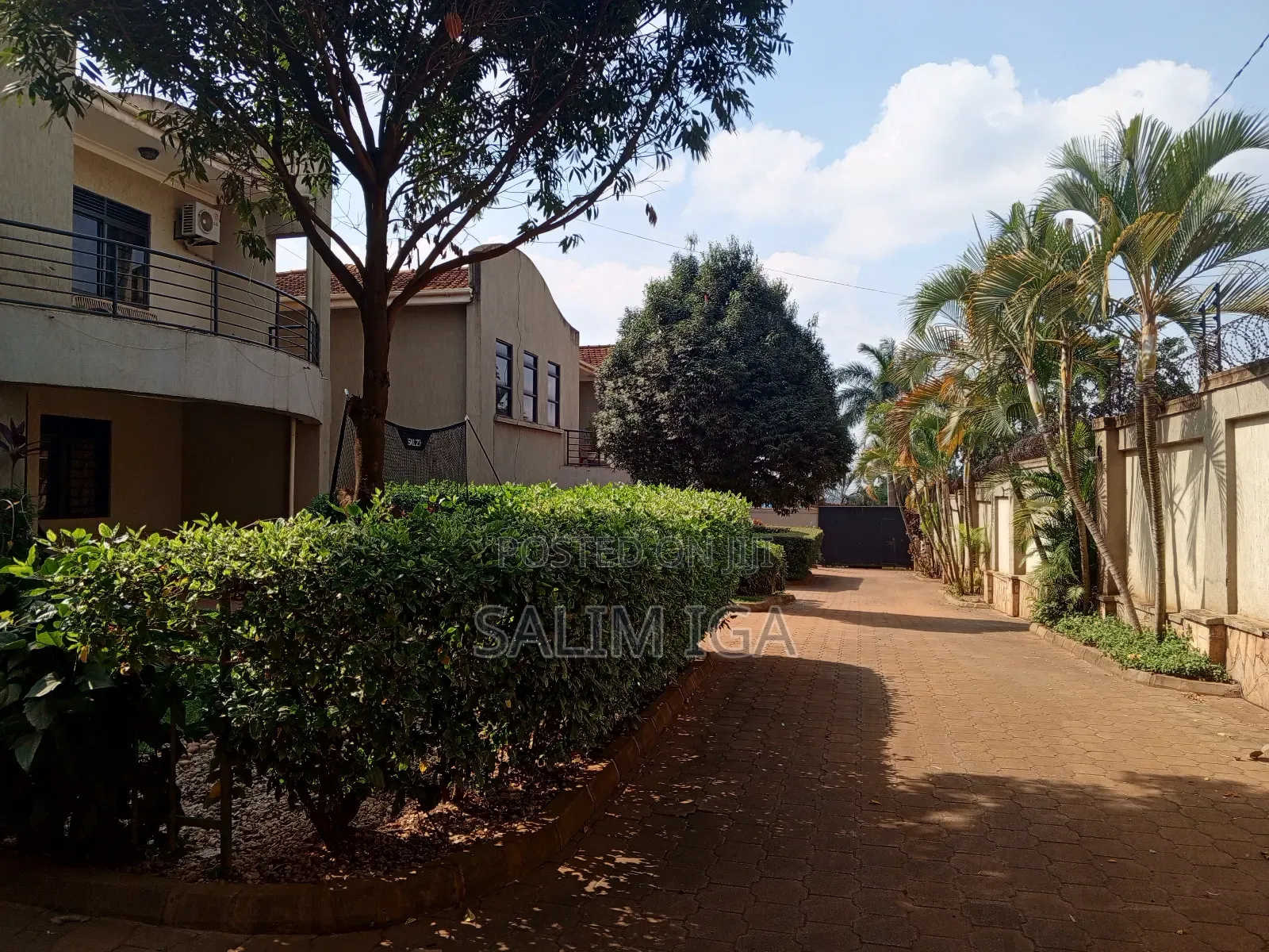 3bdrm Townhouse / Terrace in Kololo Property, Central Division in Central Division