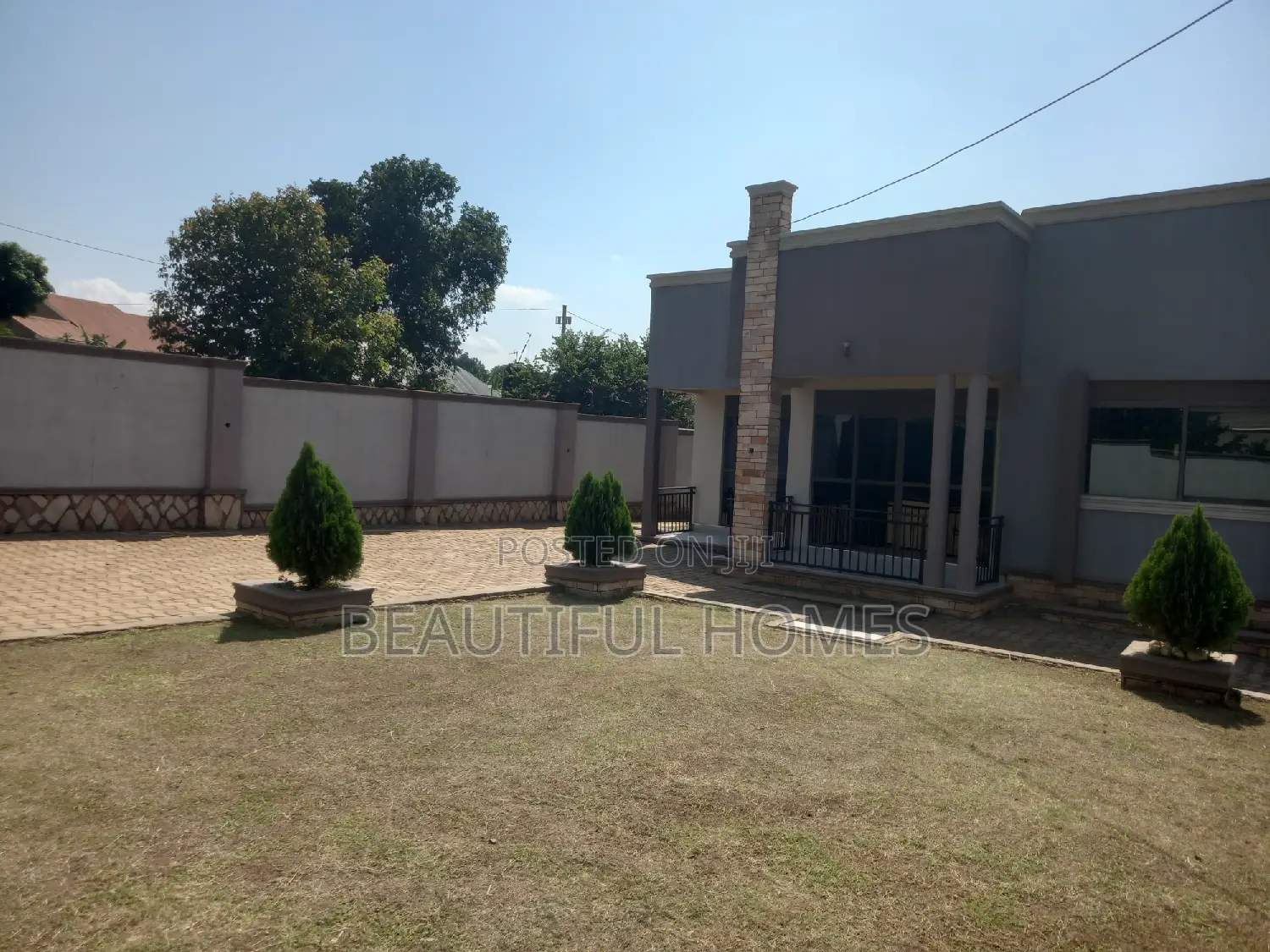 Furnished 4bdrm Bungalow in Kira for sale in Kira