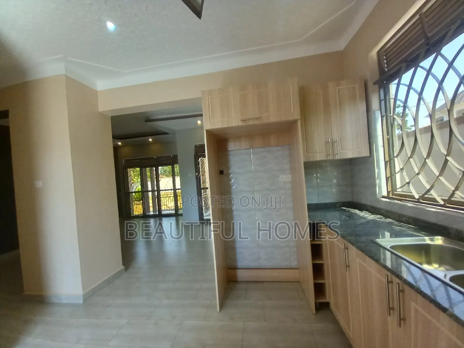 Furnished 4bdrm House in Kira for sale in Kira