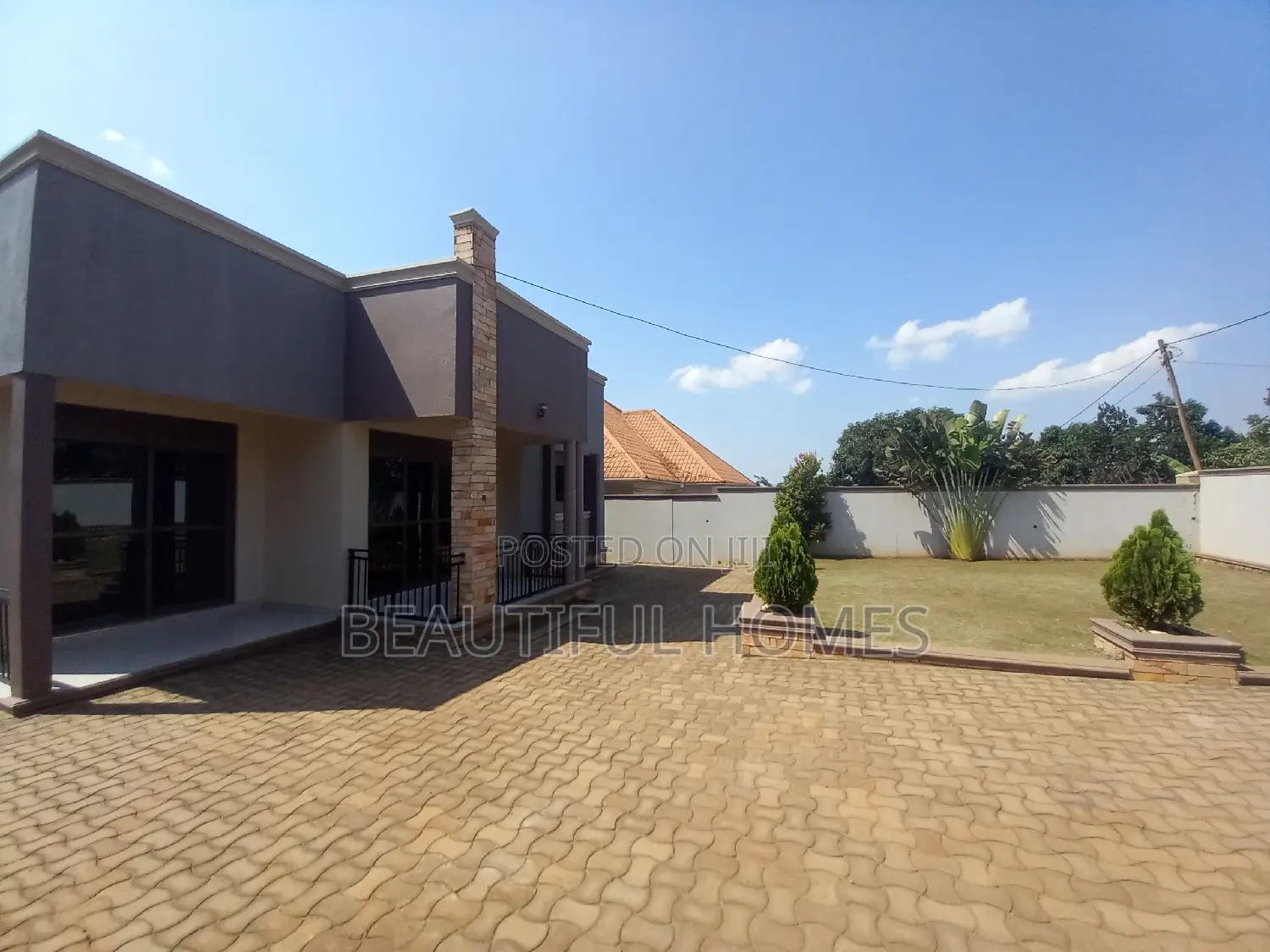 Furnished 4bdrm House in Kira for sale in Kira