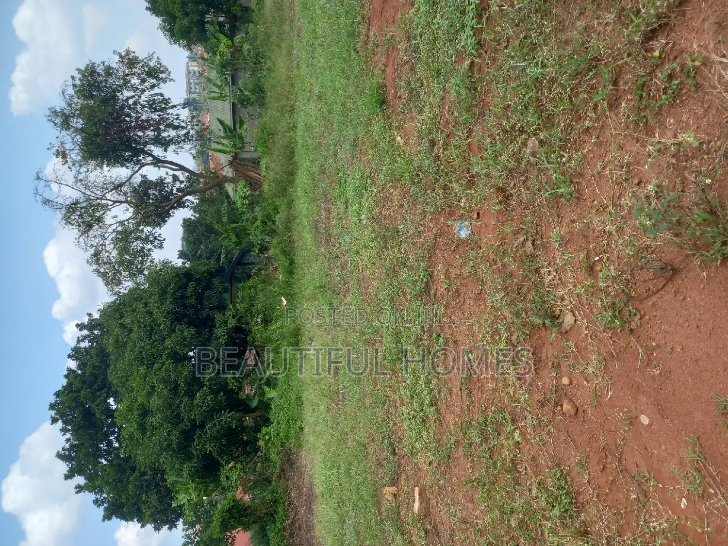 Half Acre in Kyaliwajjara on Sell in Central Division