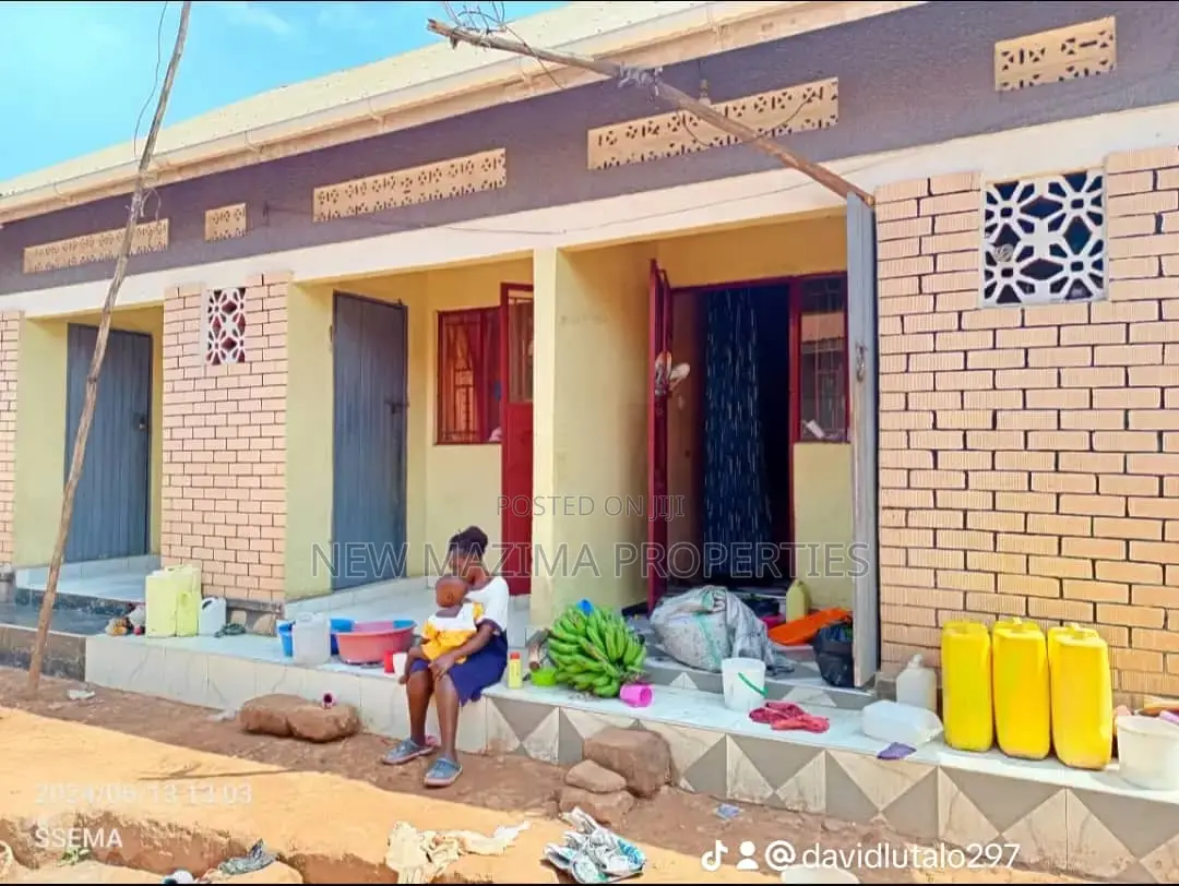 3bdrm House in Bulenga Town, Division A for sale in Division A