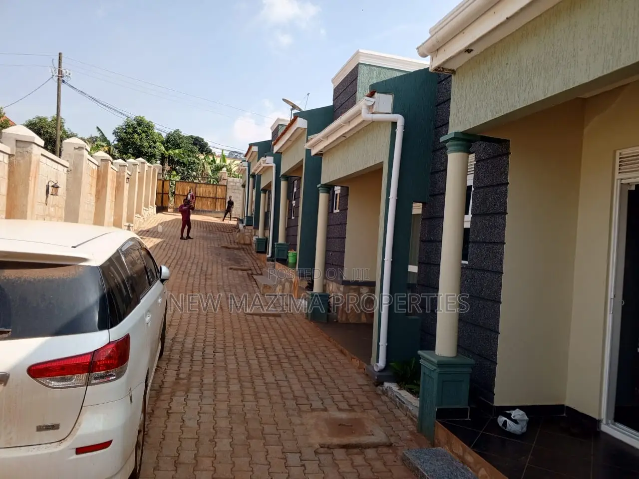 6bdrm House in Seguku Heights, Division A for sale in Division A