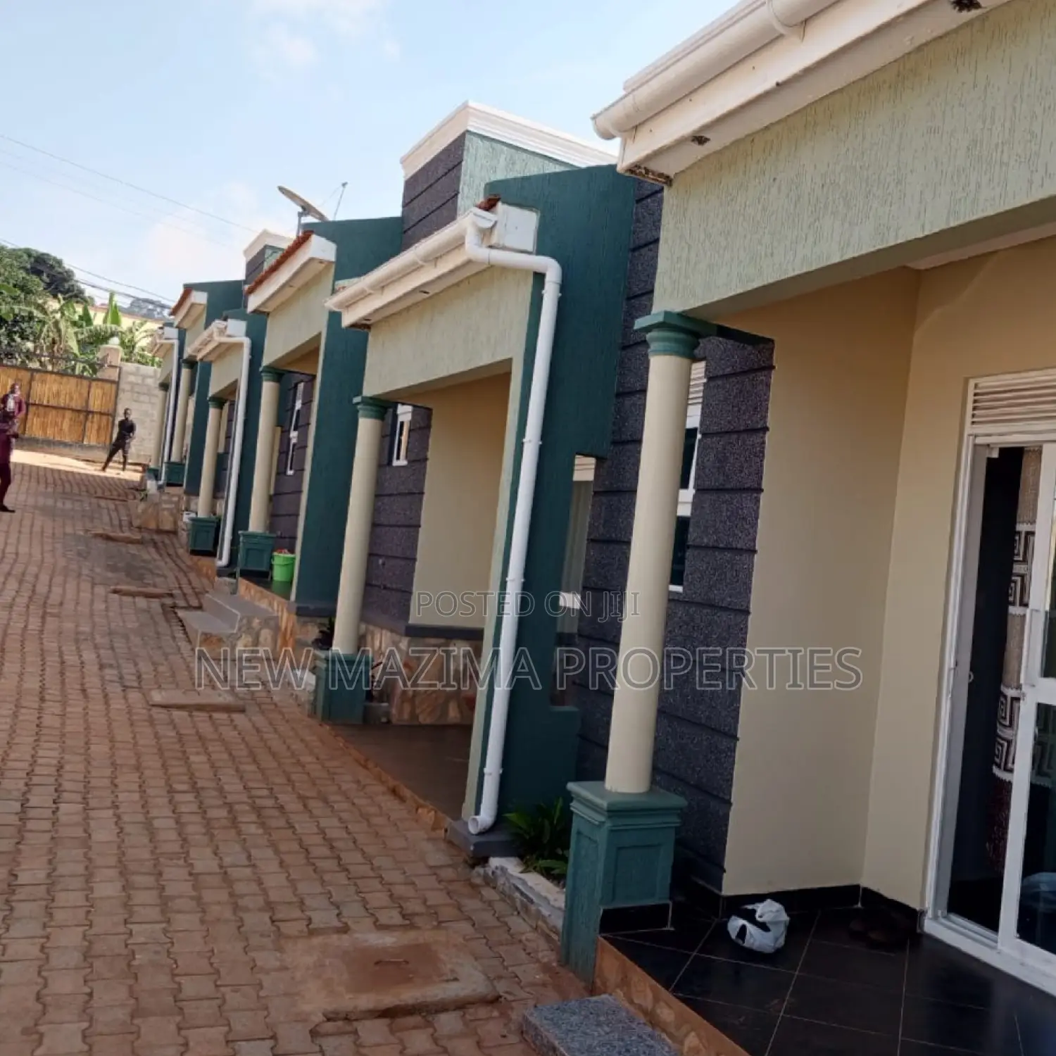 6bdrm House in Seguku Heights, Division A for sale in Division A