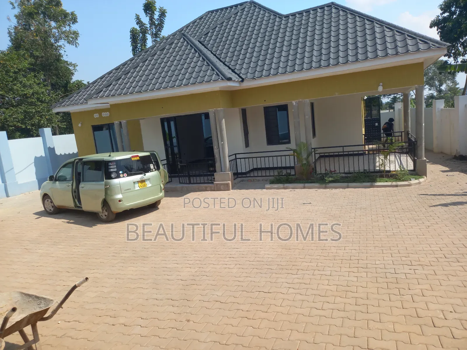 Furnished 4bdrm House in Kira for sale in Kira