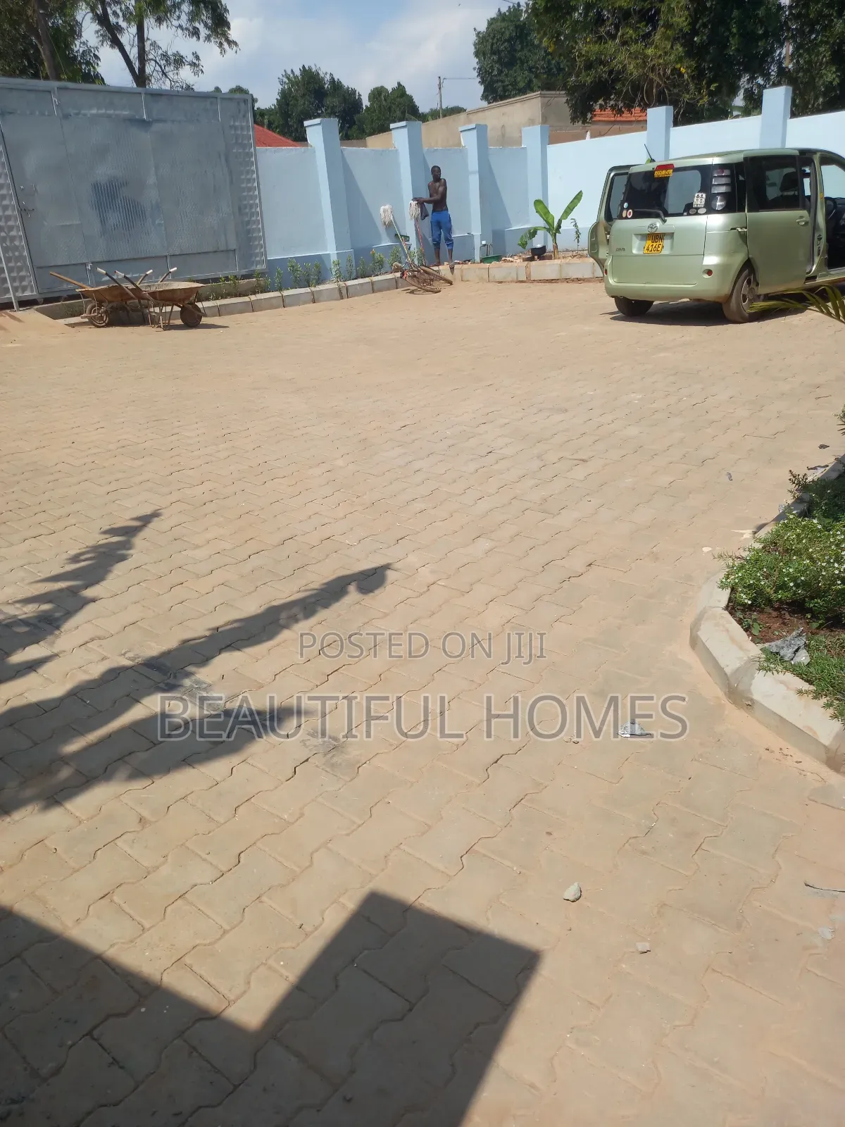 Furnished 4bdrm House in Kira for sale in Kira